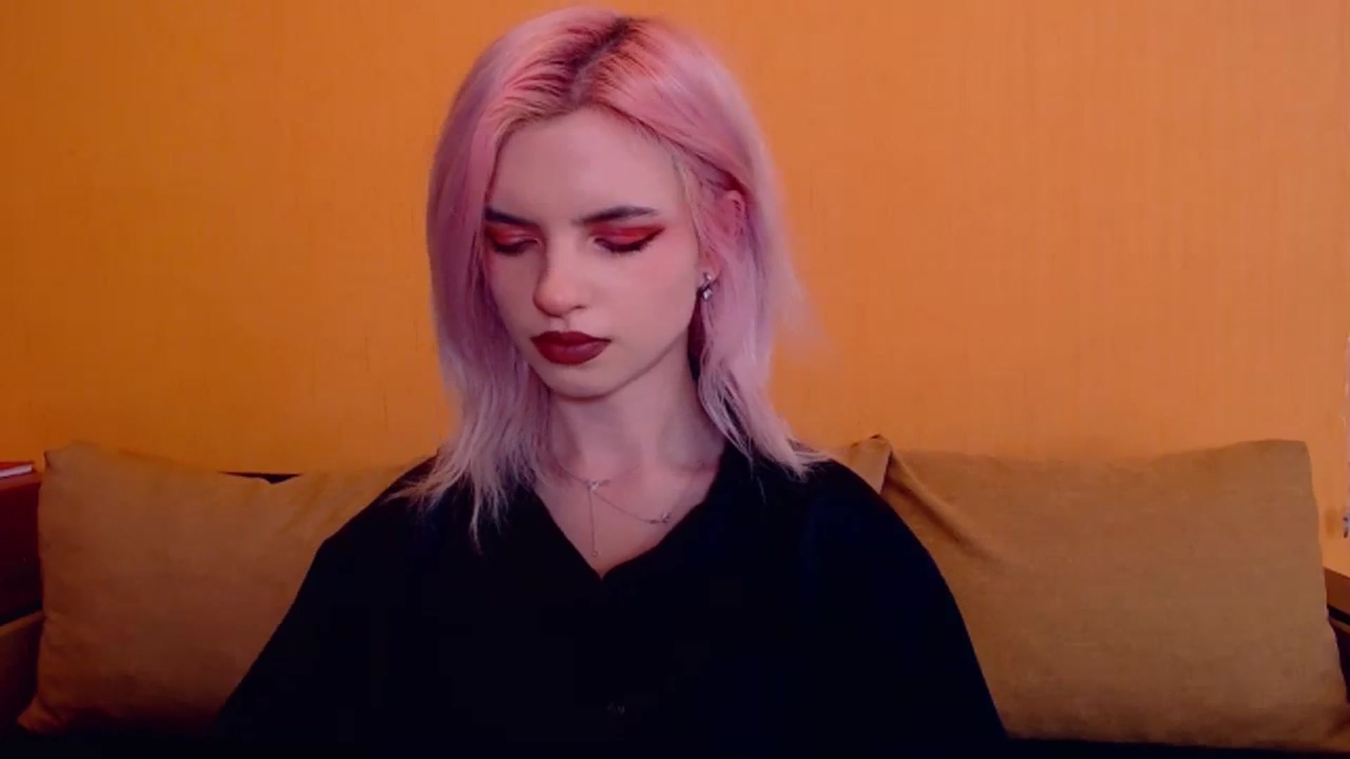 Gallery image thumbnail from Erineys's myfreecams stream on, 03/02/2024, 14:50 image 12 of 20