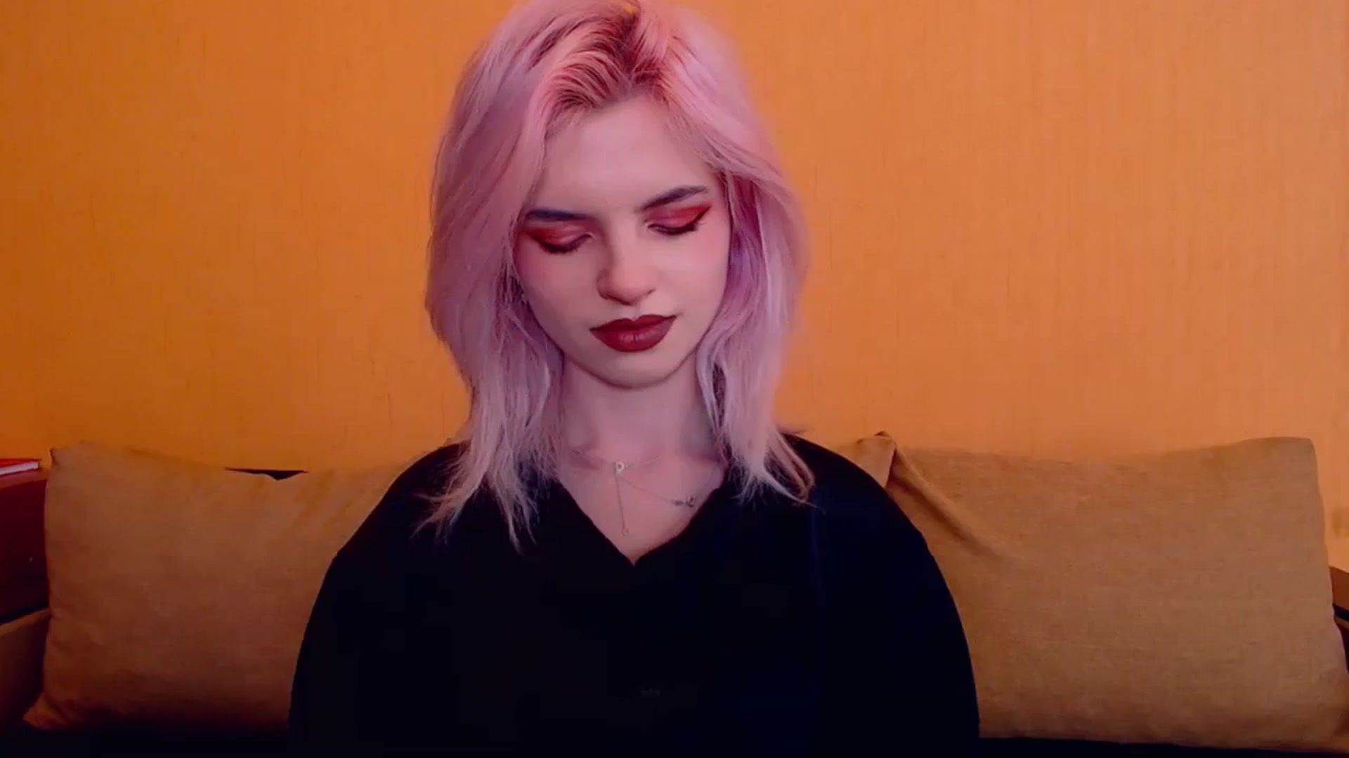 Gallery image thumbnail from Erineys's myfreecams stream on, 03/02/2024, 14:50 image 16 of 20