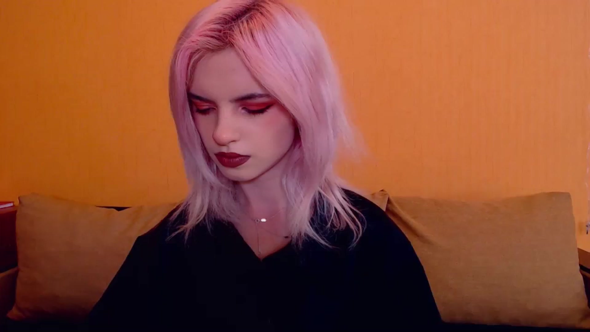 Gallery image thumbnail from Erineys's myfreecams stream on, 03/02/2024, 14:50 image 2 of 20