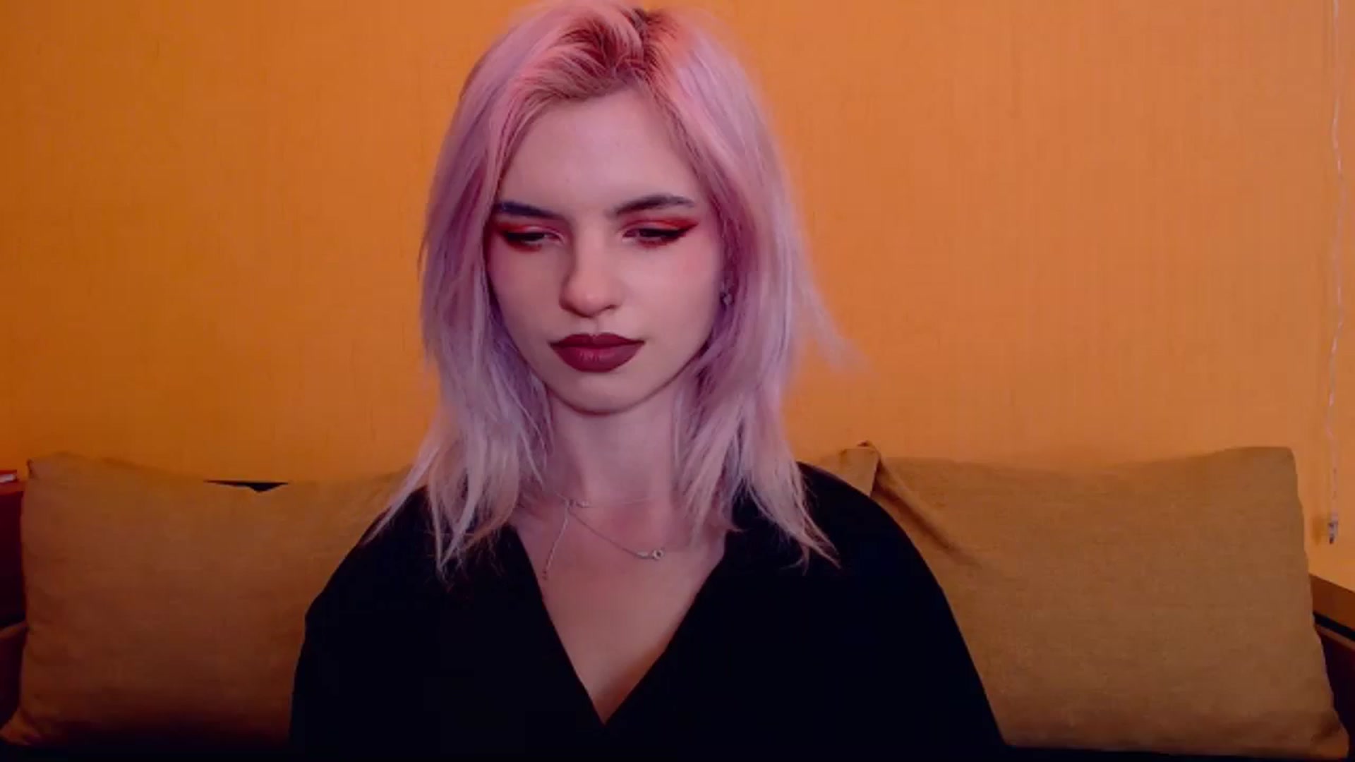 Gallery image thumbnail from Erineys's myfreecams stream on, 03/02/2024, 16:12 image 9 of 20