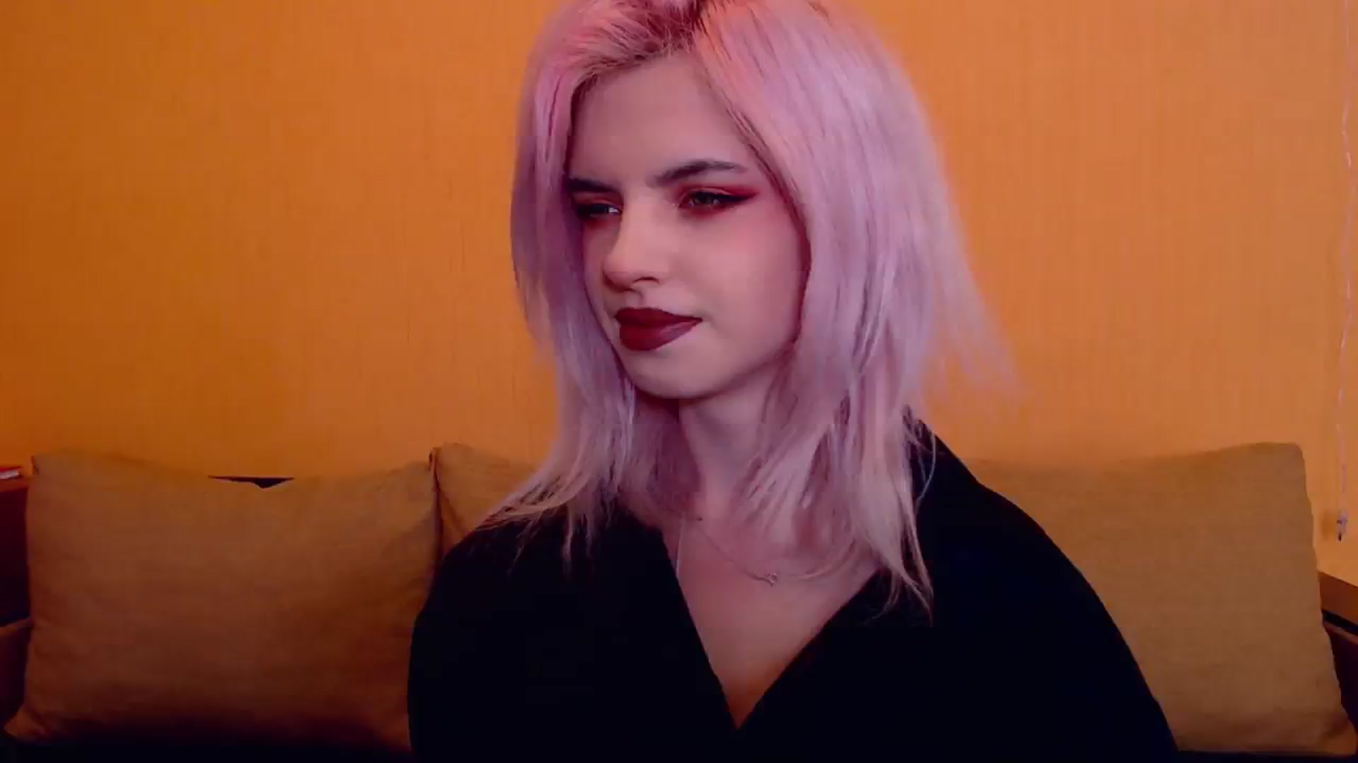 Gallery image thumbnail from Erineys's myfreecams stream on, 03/02/2024, 16:12 image 1 of 20