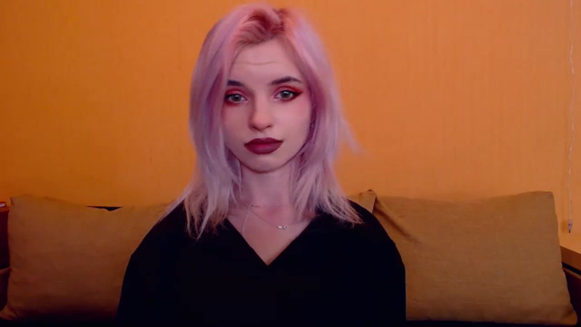 Gallery image thumbnail from Erineys's myfreecams stream on, 03/02/2024, 16:12 image 16 of 20