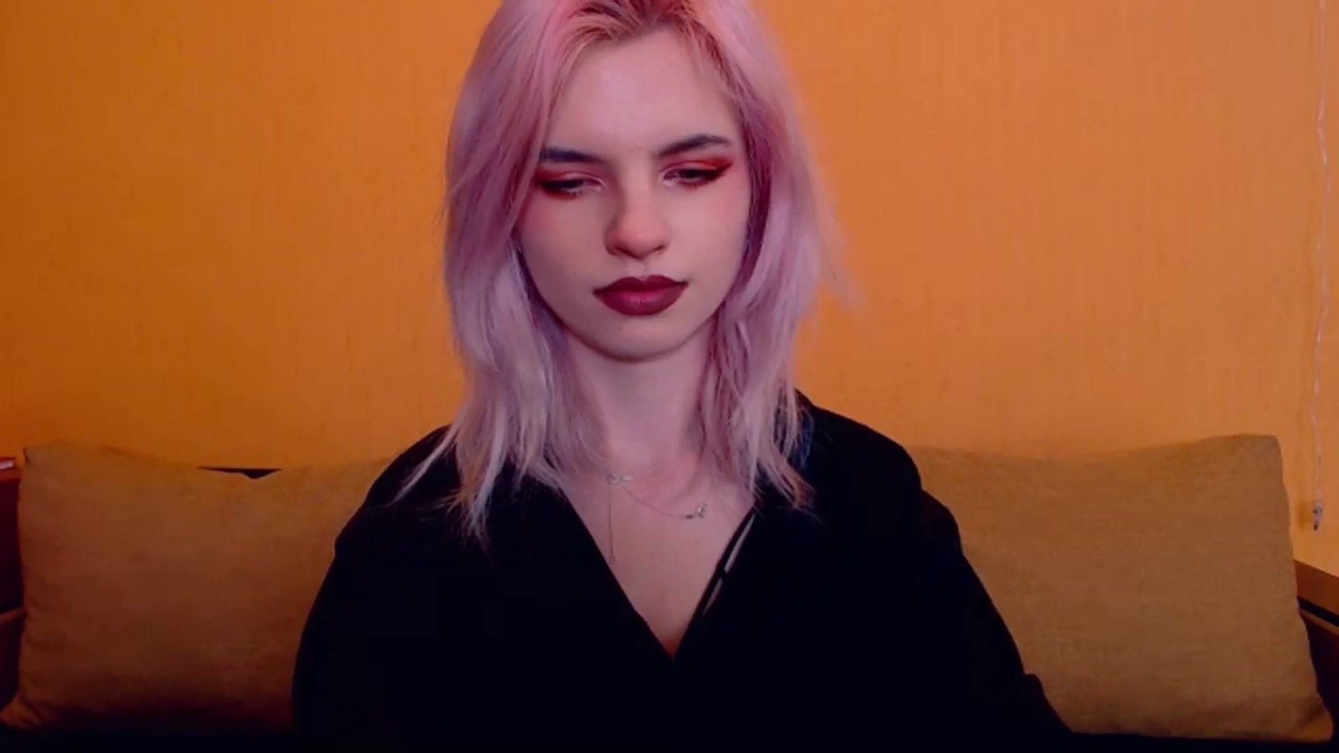 Gallery image thumbnail from Erineys's myfreecams stream on, 03/02/2024, 17:05 image 13 of 20