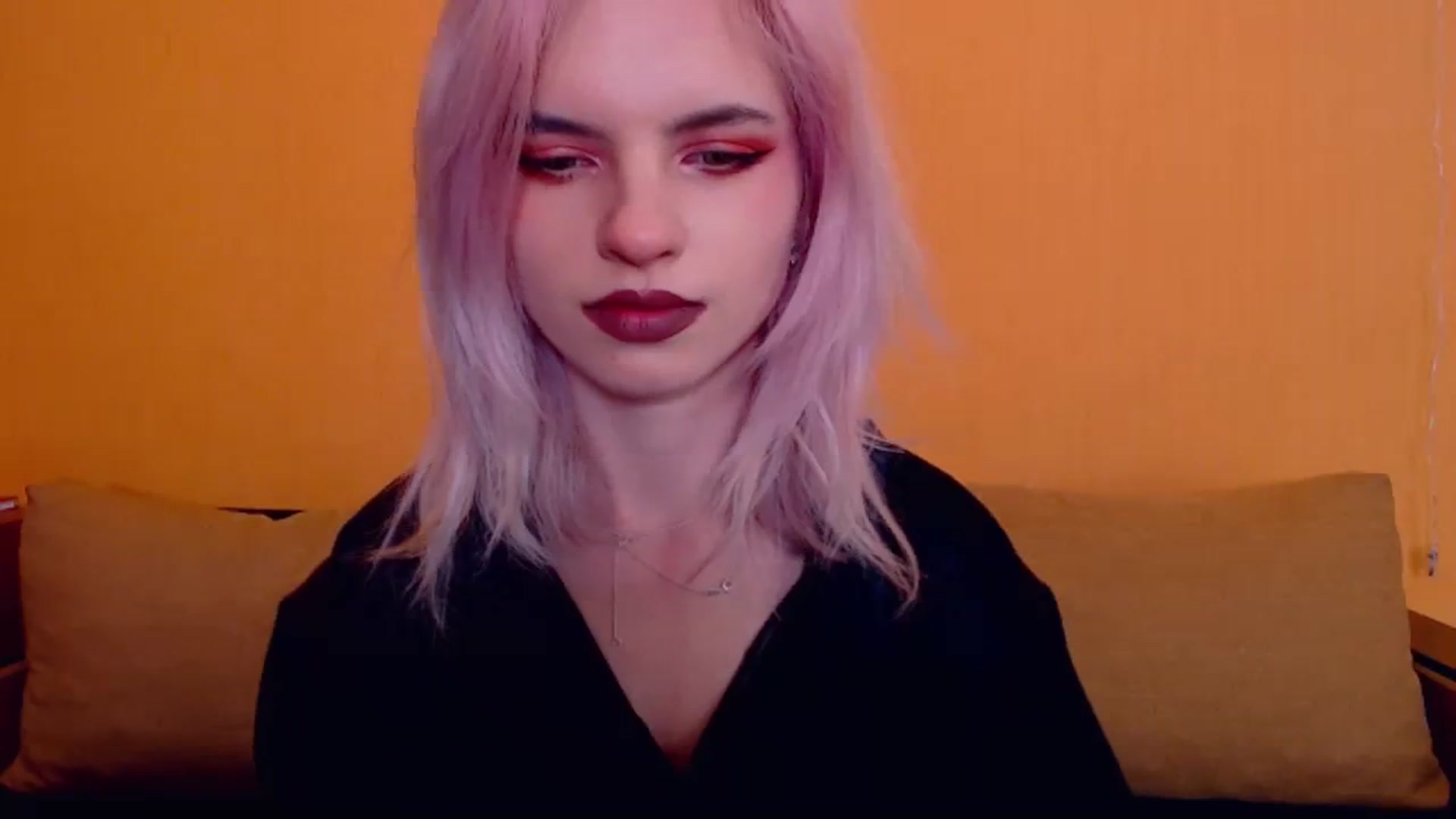 Gallery image thumbnail from Erineys's myfreecams stream on, 03/02/2024, 17:05 image 5 of 20