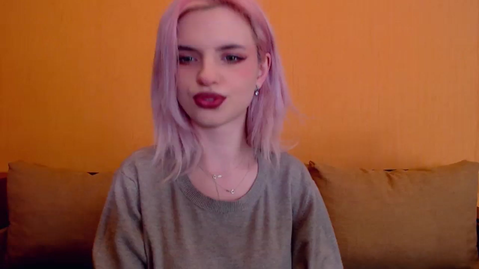 Gallery image thumbnail from Erineys's myfreecams stream on, 03/03/2024, 15:46 image 2 of 20