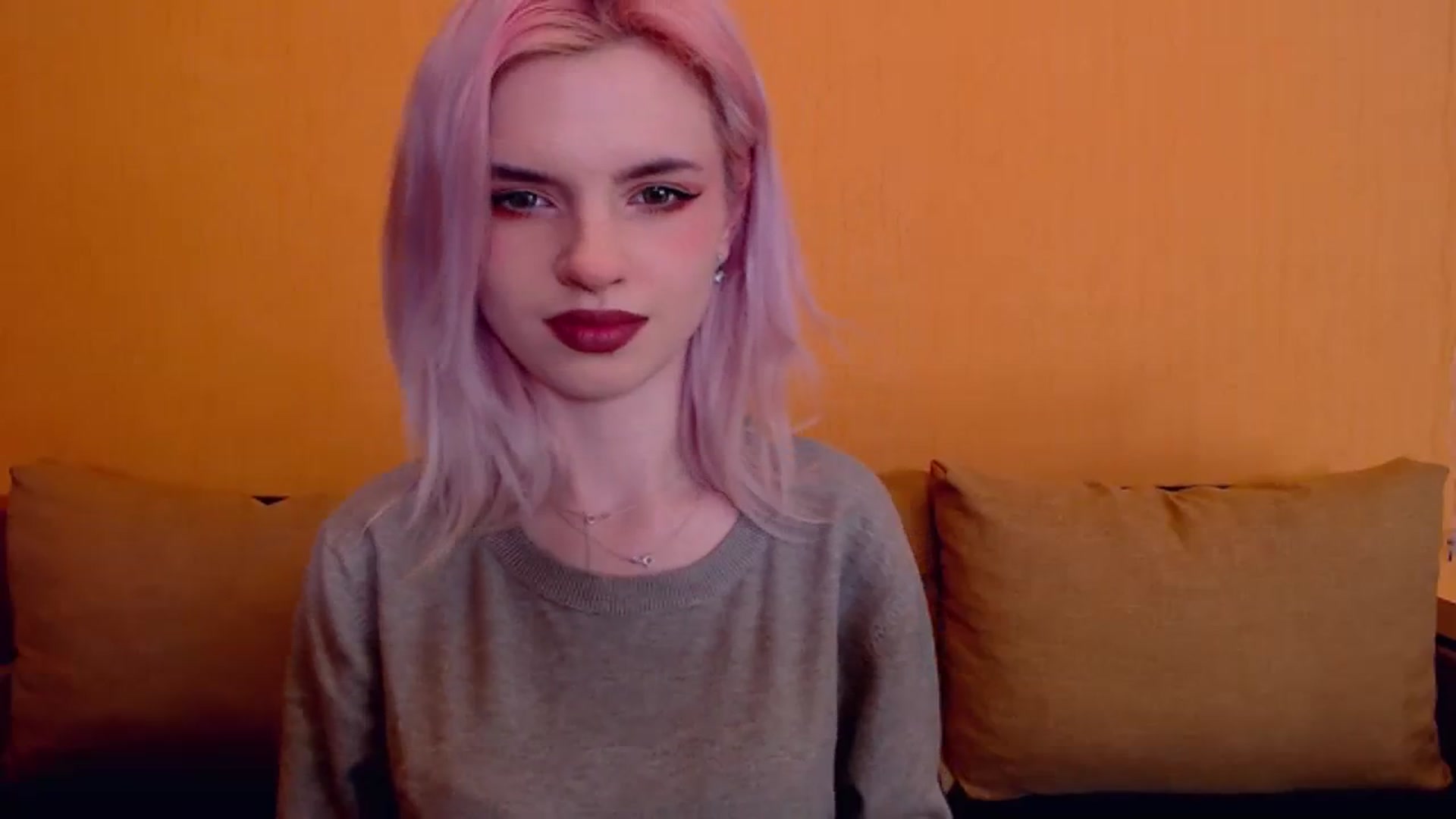 Gallery image thumbnail from Erineys's myfreecams stream on, 03/03/2024, 15:46 image 12 of 20