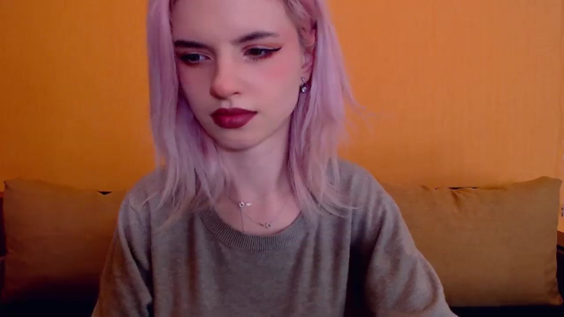 Gallery image thumbnail from Erineys's myfreecams stream on, 03/03/2024, 15:46 image 17 of 20