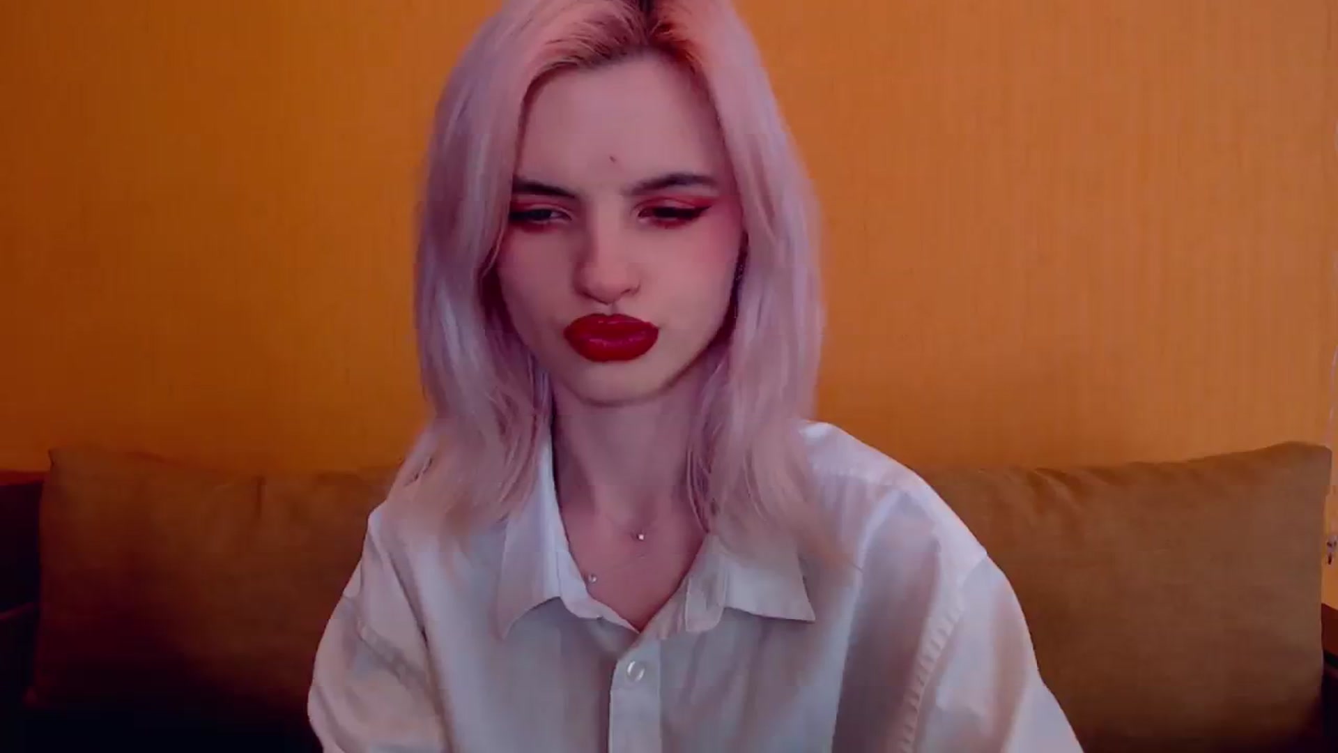 Gallery image thumbnail from Erineys's myfreecams stream on, 03/08/2024, 15:47 image 8 of 20