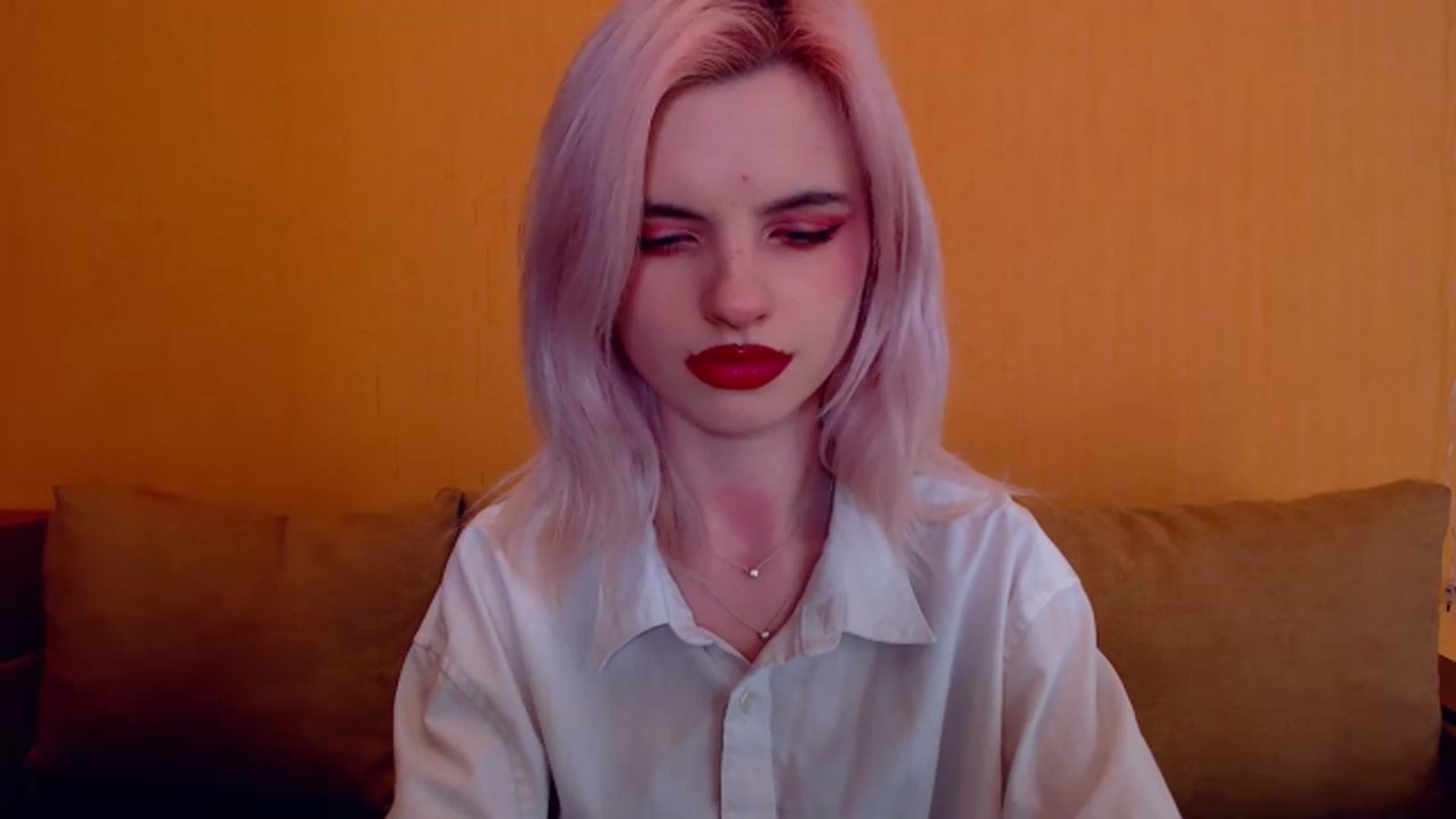Gallery image thumbnail from Erineys's myfreecams stream on, 03/08/2024, 15:47 image 15 of 20
