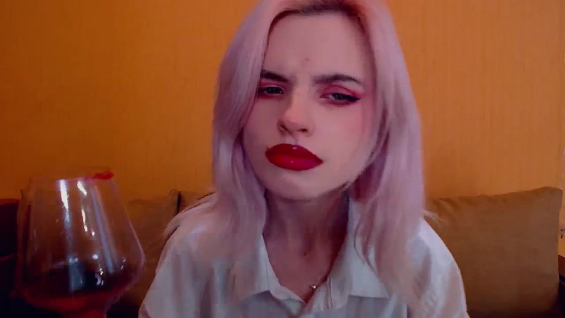 Gallery image thumbnail from Erineys's myfreecams stream on, 03/08/2024, 15:47 image 14 of 20