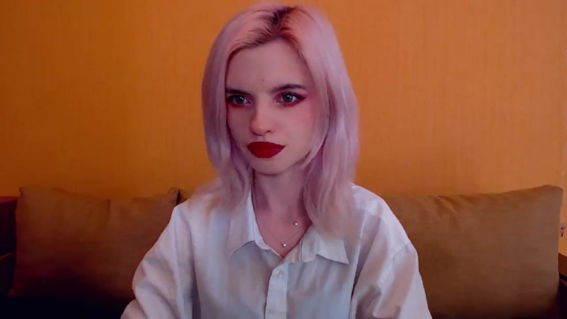 Gallery image thumbnail from Erineys's myfreecams stream on, 03/08/2024, 15:47 image 3 of 20