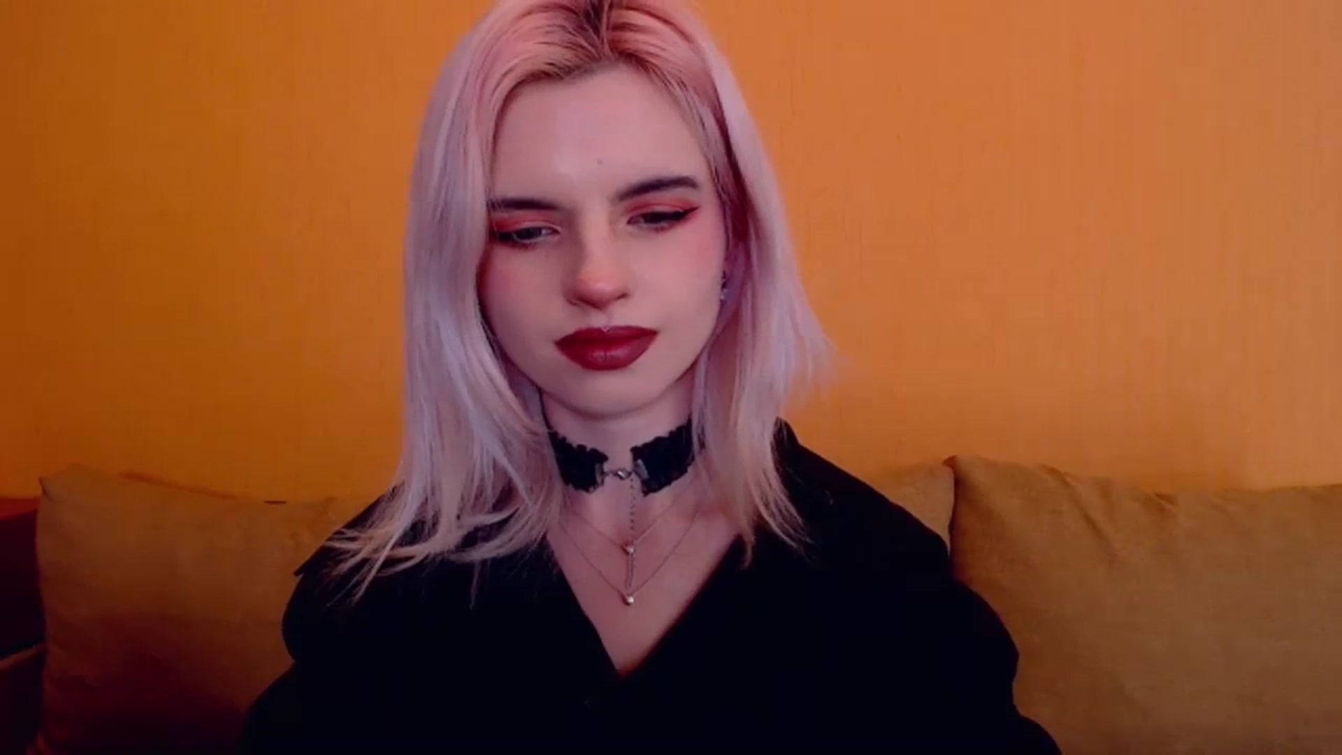 Gallery image thumbnail from Erineys's myfreecams stream on, 03/09/2024, 18:52 image 4 of 20