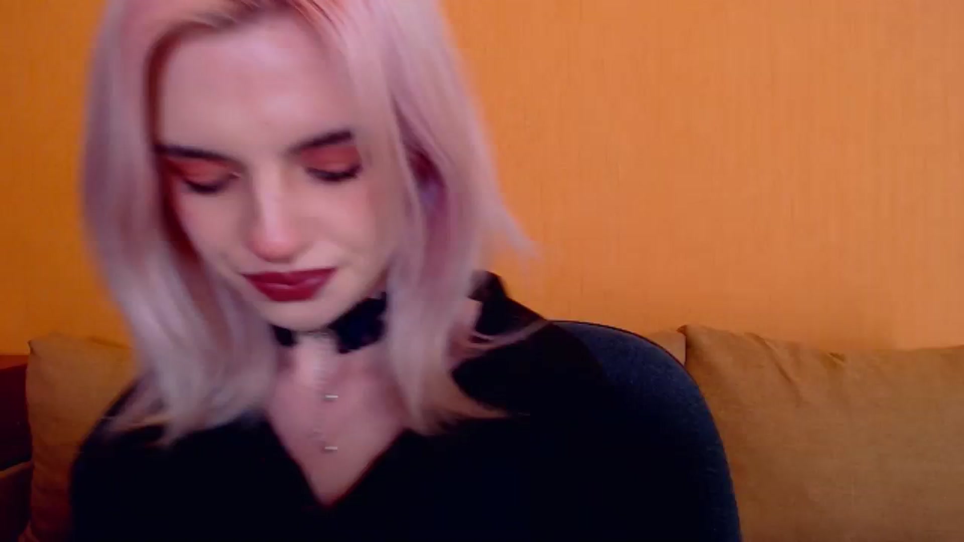 Gallery image thumbnail from Erineys's myfreecams stream on, 03/09/2024, 18:52 image 11 of 20
