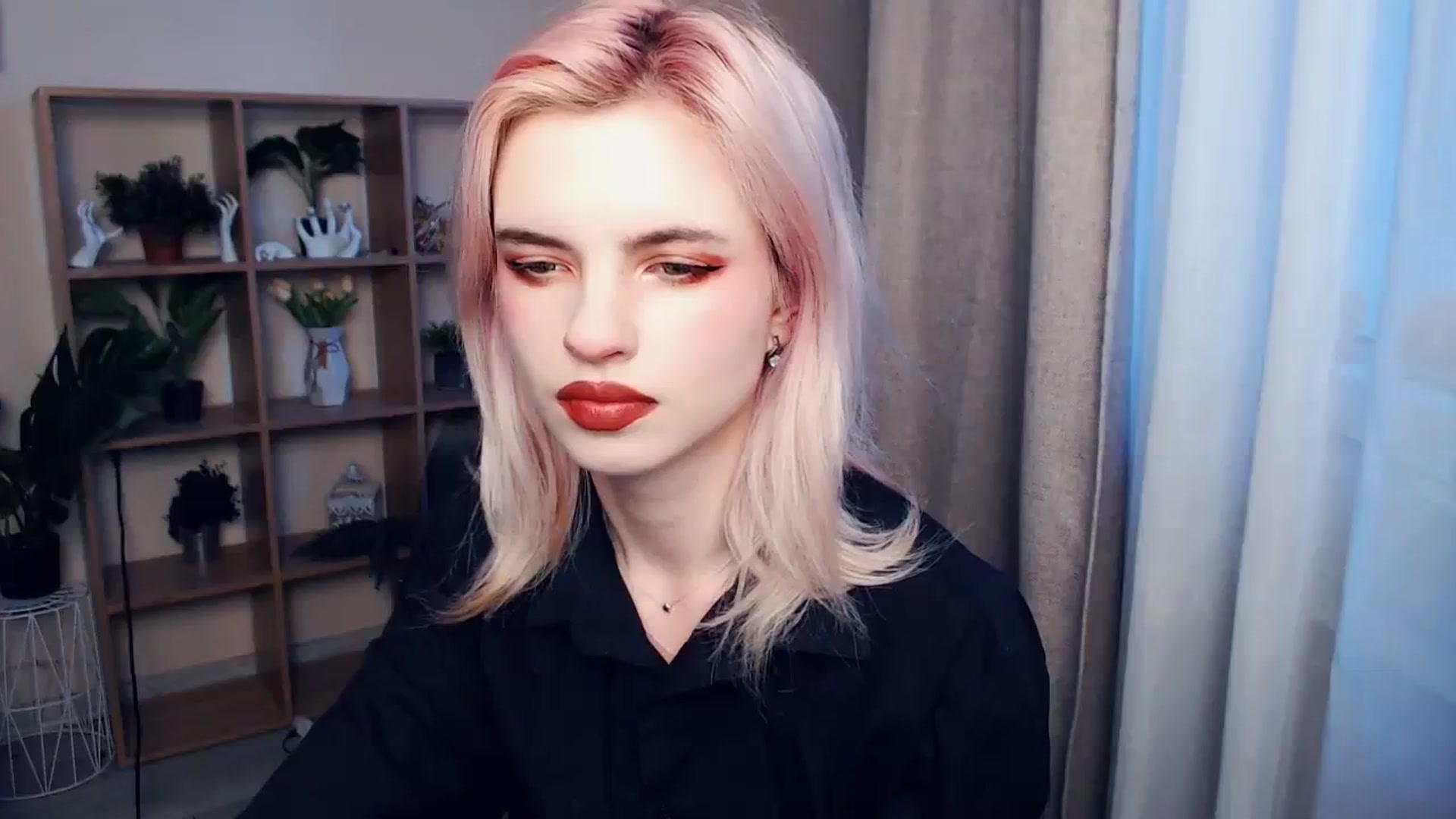Gallery image thumbnail from Erineys's myfreecams stream on, 03/11/2024, 15:55 image 13 of 20