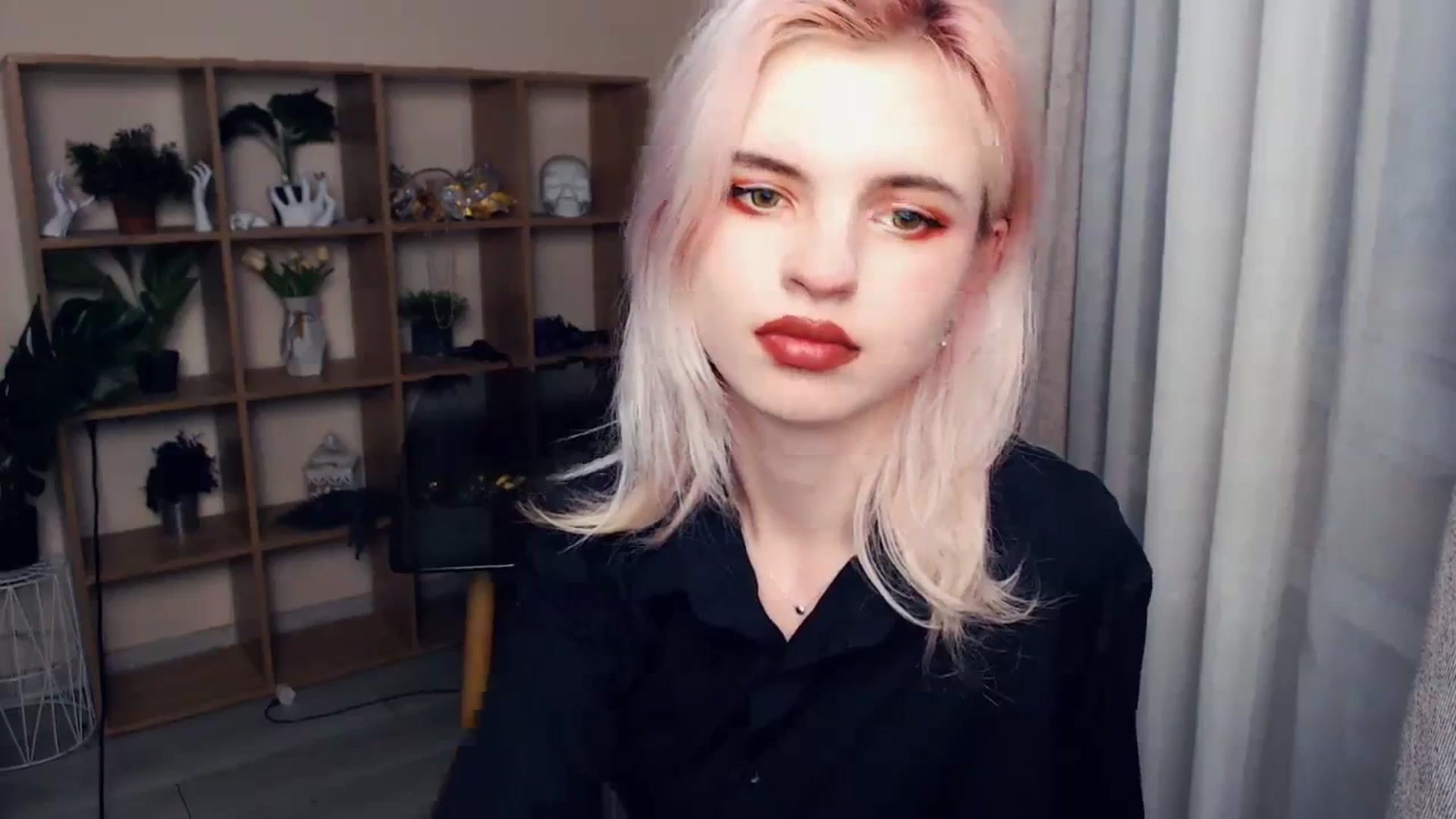 Gallery image thumbnail from Erineys's myfreecams stream on, 03/11/2024, 17:36 image 5 of 20