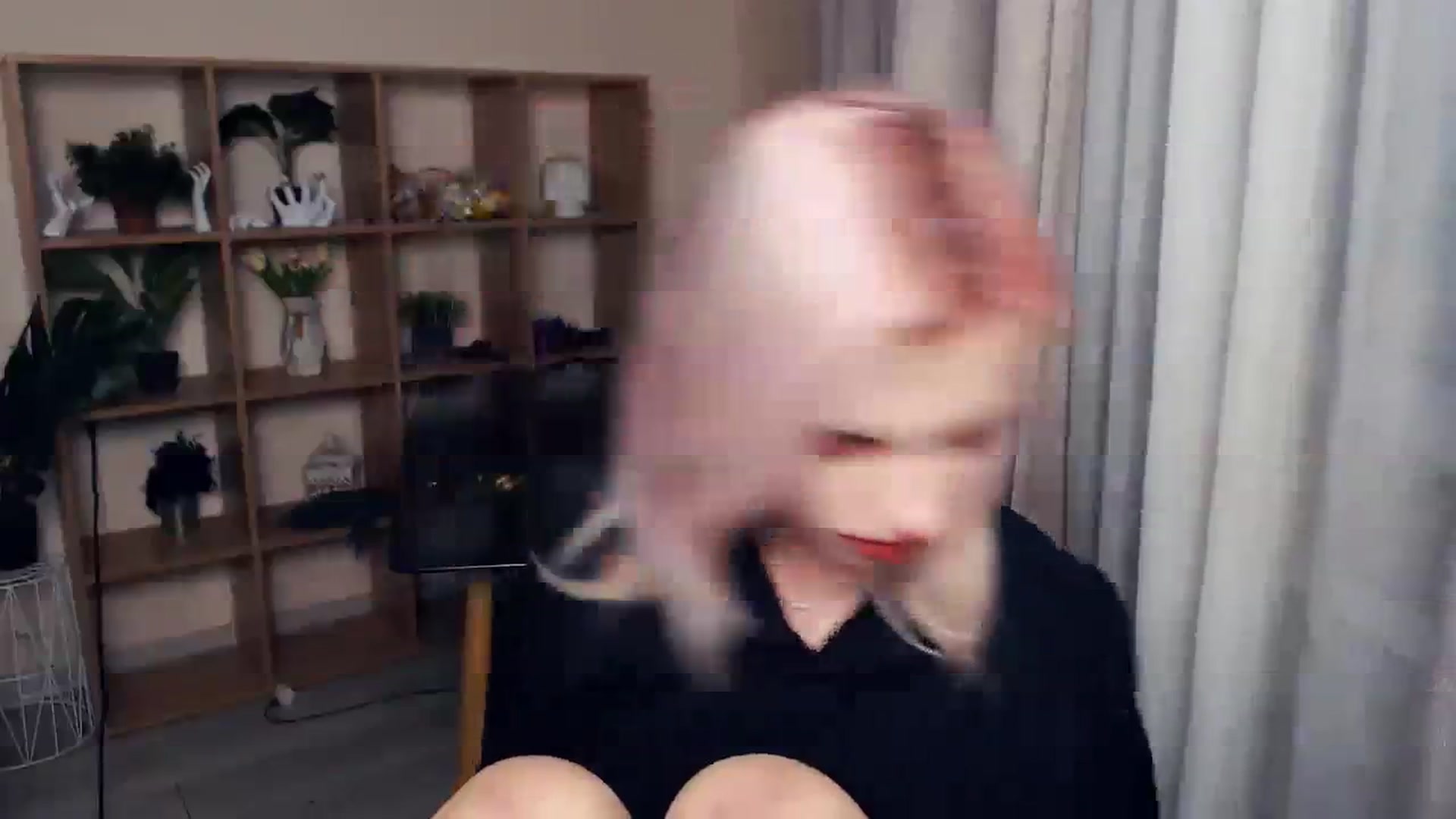 Gallery image thumbnail from Erineys's myfreecams stream on, 03/11/2024, 17:36 image 20 of 20