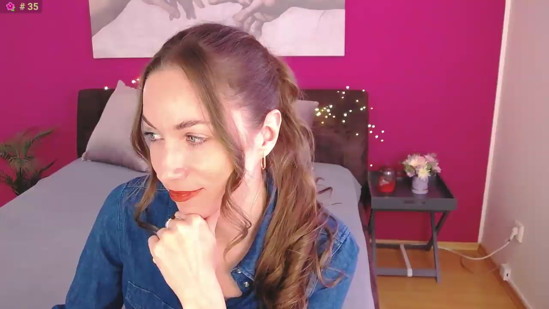 Gallery image thumbnail from ErinisOn's myfreecams stream on, 05/21/2026, 12:12 image 16 of 20