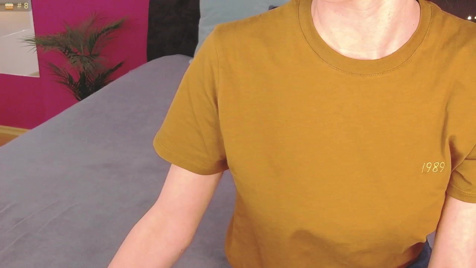 Gallery image thumbnail from ErinsBday's myfreecams stream on, 04/12/2026, 16:51 image 20 of 20