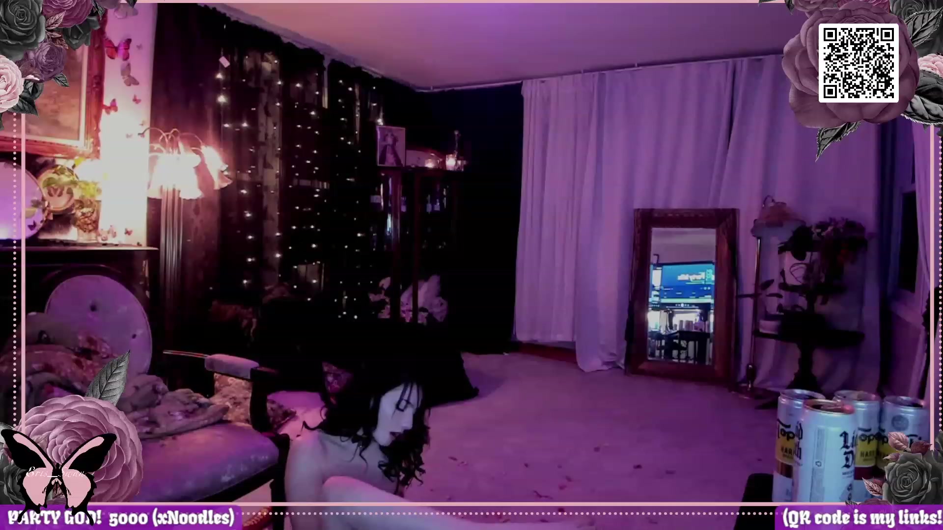 Gallery image thumbnail from Eris_Swan's myfreecams stream on, 03/02/2024, 04:53 image 16 of 20