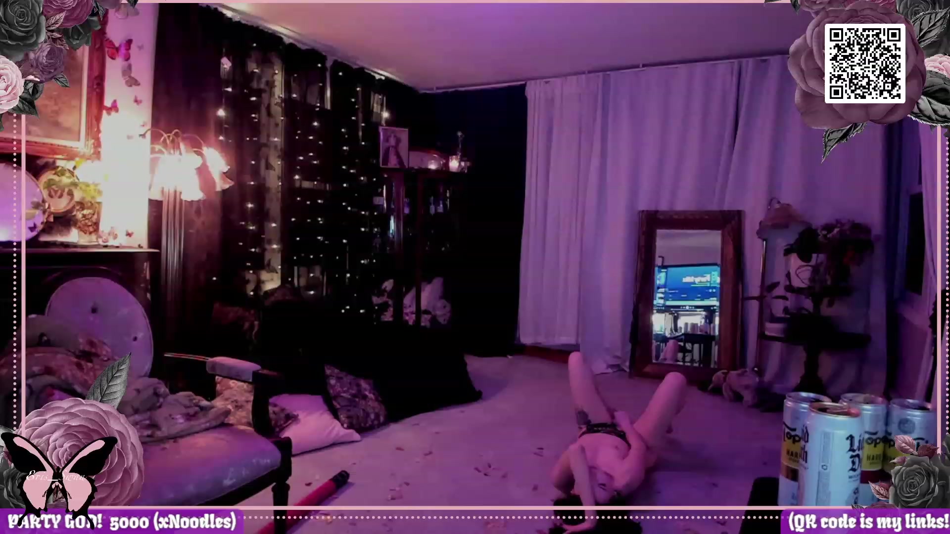 Gallery image thumbnail from Eris_Swan's myfreecams stream on, 03/02/2024, 04:53 image 19 of 20