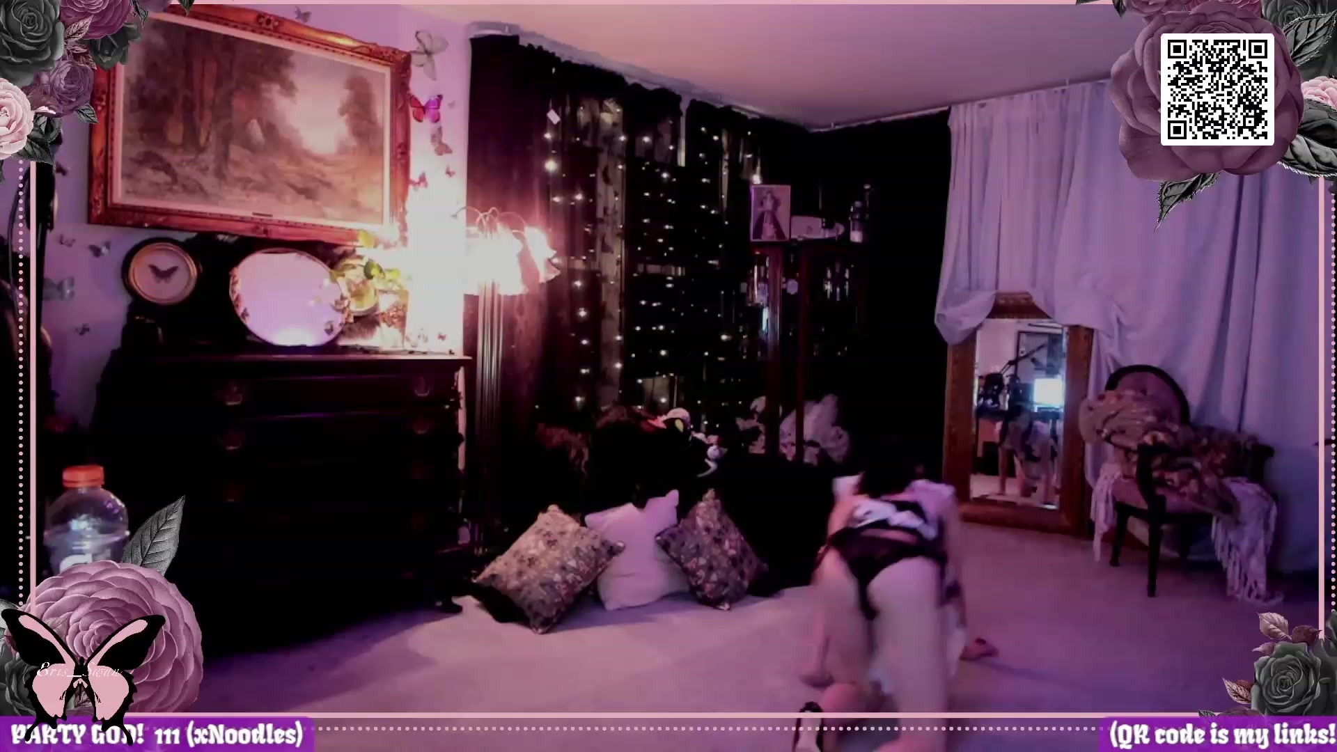 Gallery image thumbnail from Eris_Swan's myfreecams stream on, 03/05/2024, 01:35 image 15 of 20