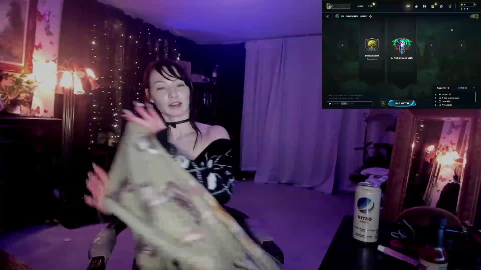 Gallery image thumbnail from Eris_Swan's myfreecams stream on, 03/15/2024, 07:21 image 2 of 20