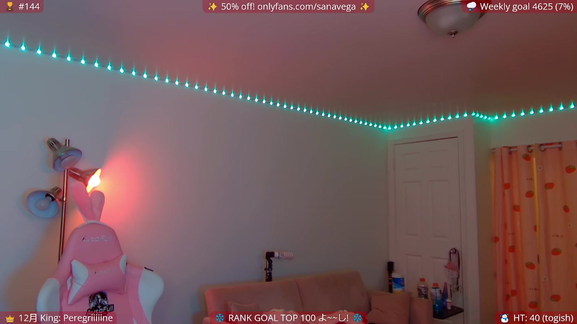 Gallery image thumbnail from EroTeGlorious's myfreecams stream on, 12/24/2022, 08:56 image 5 of 20