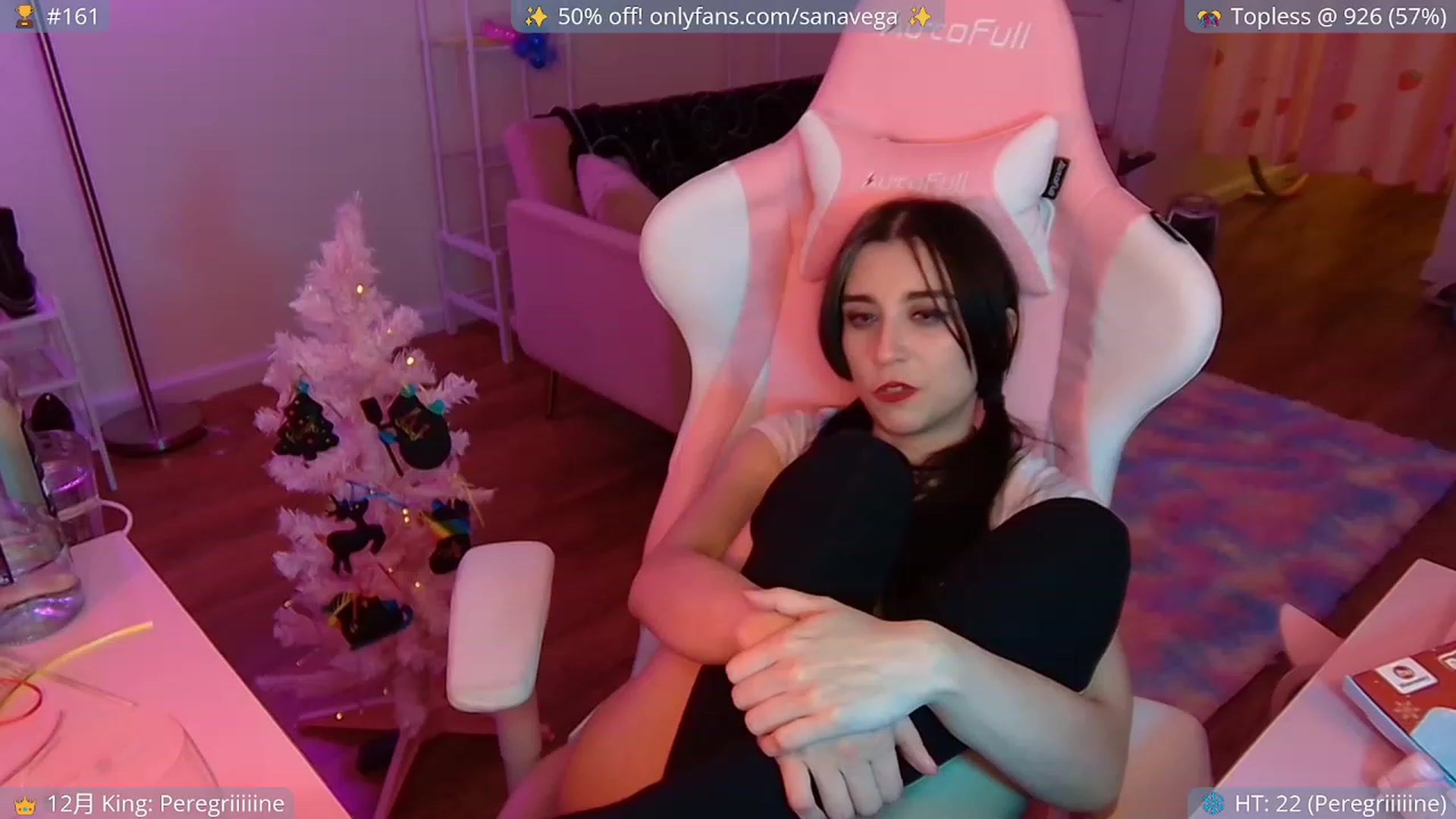 Gallery image thumbnail from EroUkiyo's myfreecams stream on, 12/06/2022, 09:36 image 17 of 20