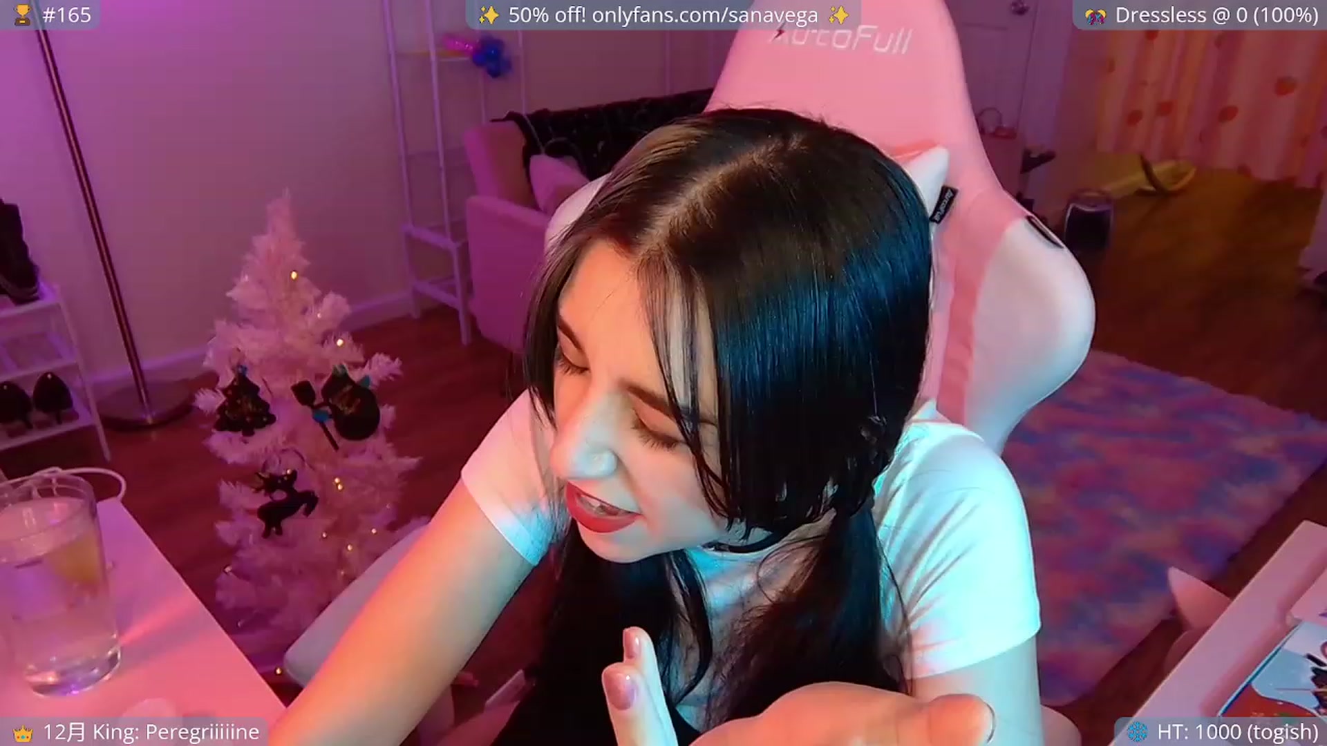 Gallery image thumbnail from EroUkiyo's myfreecams stream on, 12/06/2022, 09:36 image 4 of 20