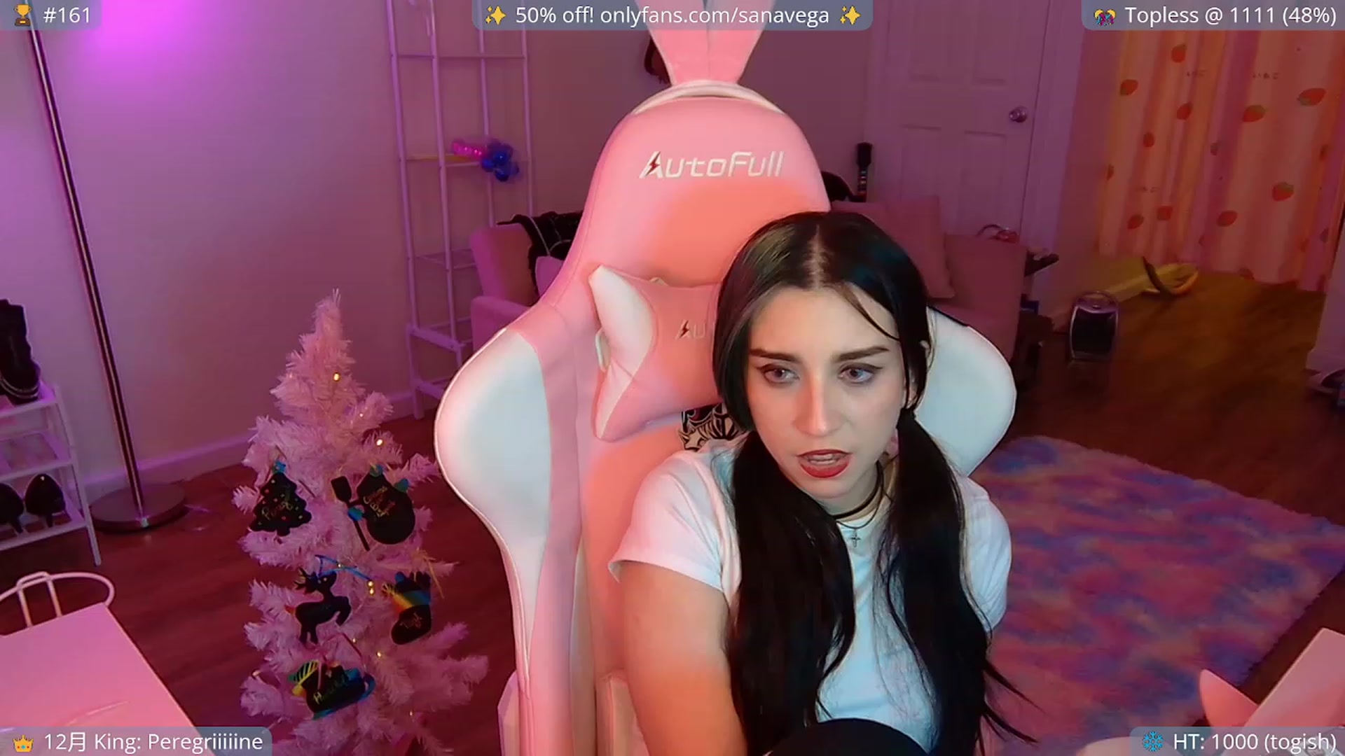 Gallery image thumbnail from EroUkiyo's myfreecams stream on, 12/06/2022, 09:36 image 12 of 20