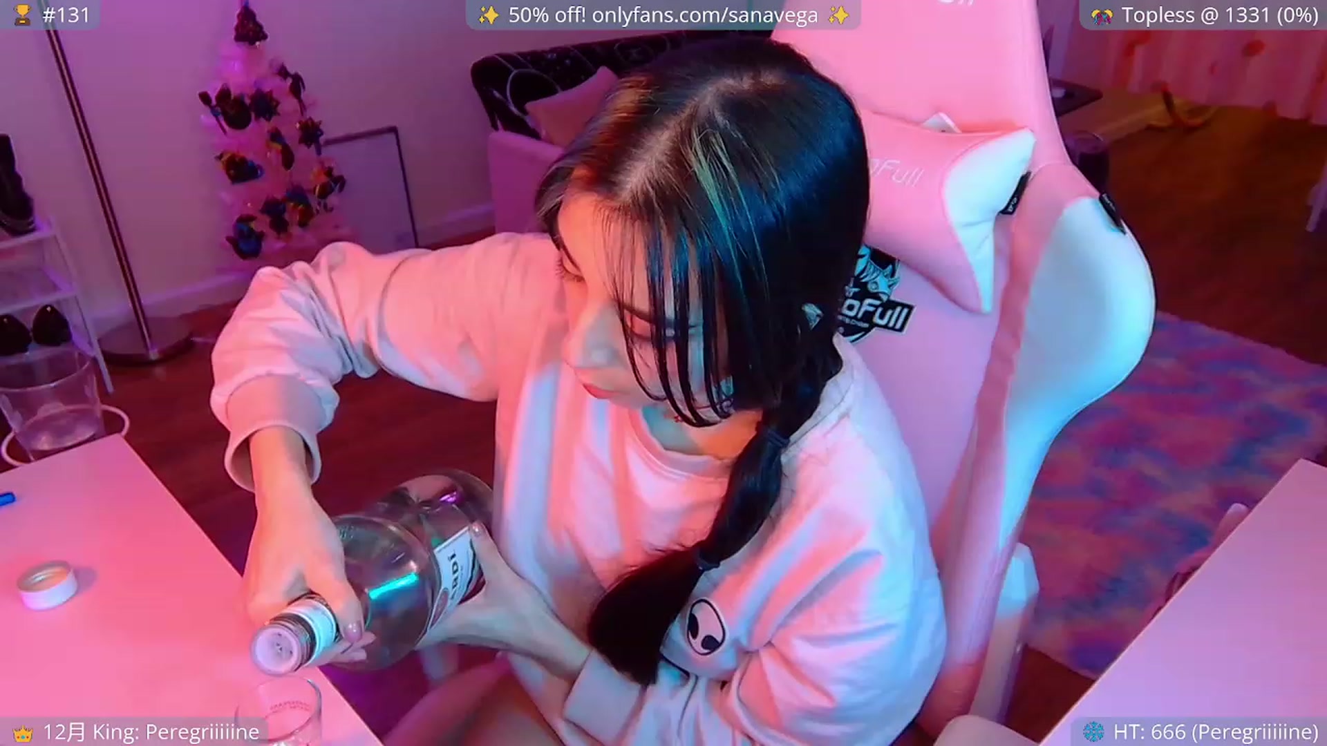 Gallery image thumbnail from EroUkiyo's myfreecams stream on, 12/11/2022, 05:51 image 4 of 20