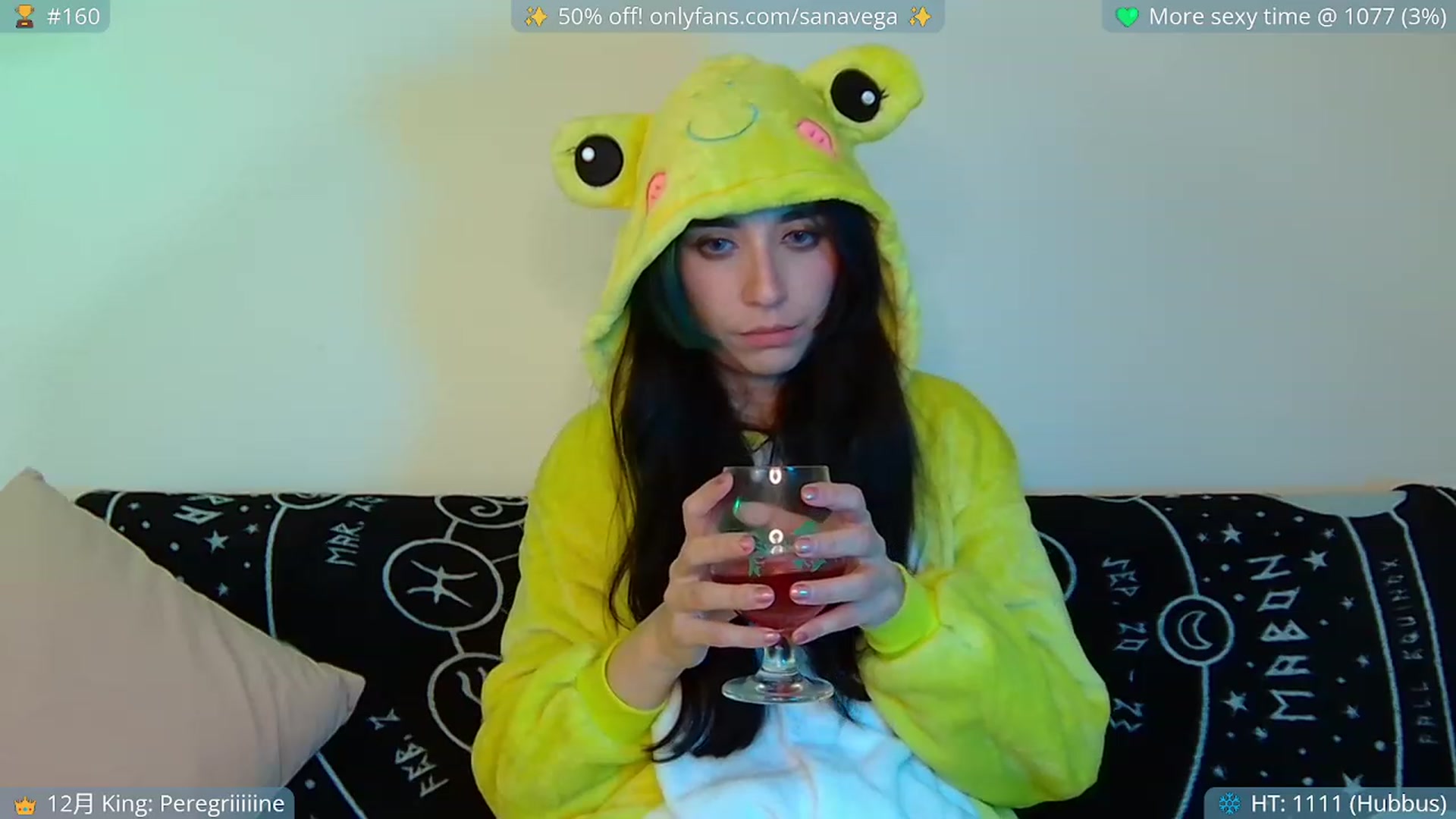 Gallery image thumbnail from EroUkiyo's myfreecams stream on, 12/15/2022, 11:04 image 14 of 20