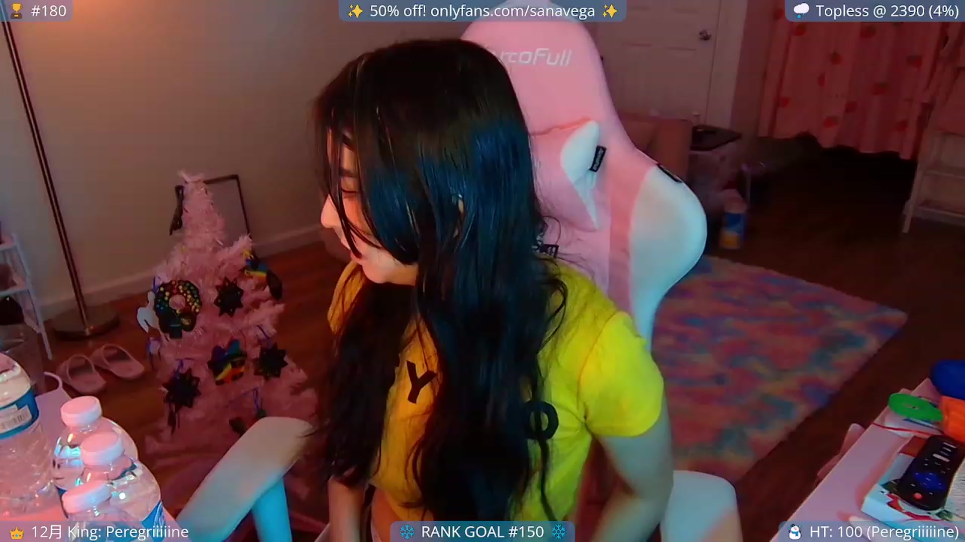 Gallery image thumbnail from EroUkiyo's myfreecams stream on, 12/19/2022, 03:13 image 3 of 20