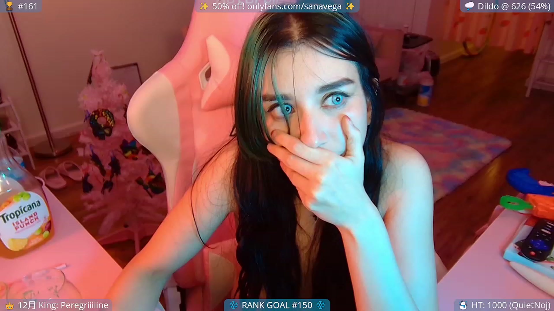 Gallery image thumbnail from EroUkiyo's myfreecams stream on, 12/19/2022, 08:59 image 7 of 20