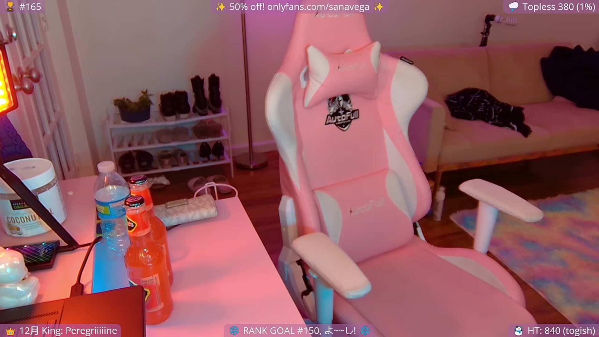 Gallery image thumbnail from EroUkiyo's myfreecams stream on, 12/22/2022, 06:27 image 12 of 20