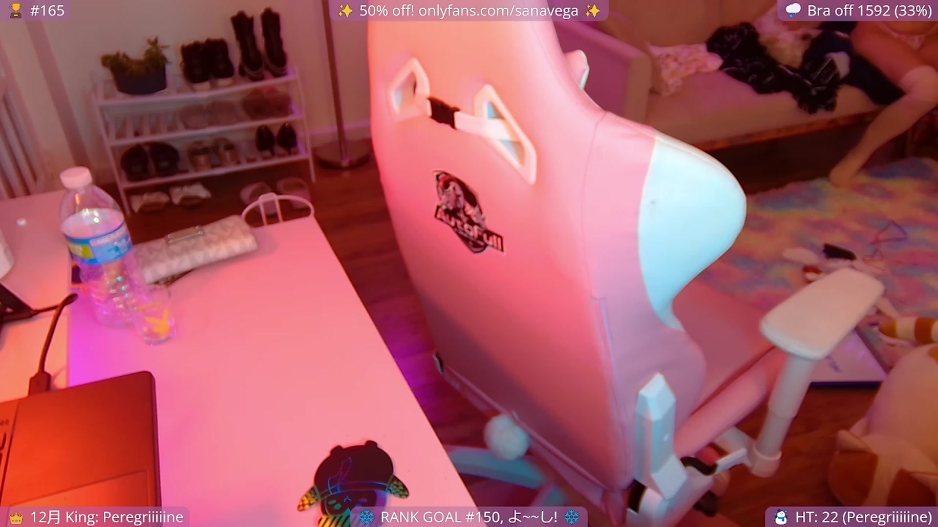 Gallery image thumbnail from EroUkiyo's myfreecams stream on, 12/22/2022, 09:20 image 16 of 20