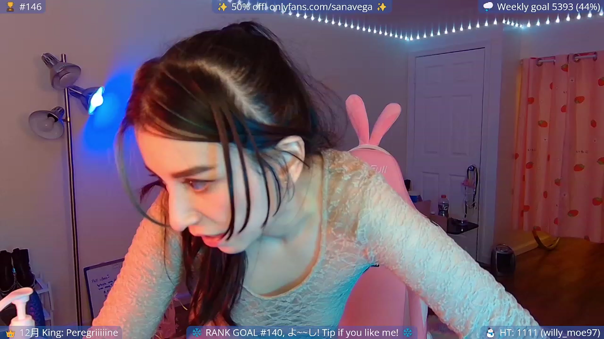 Gallery image thumbnail from EroUkiyo's myfreecams stream on, 12/23/2022, 11:59 image 12 of 20