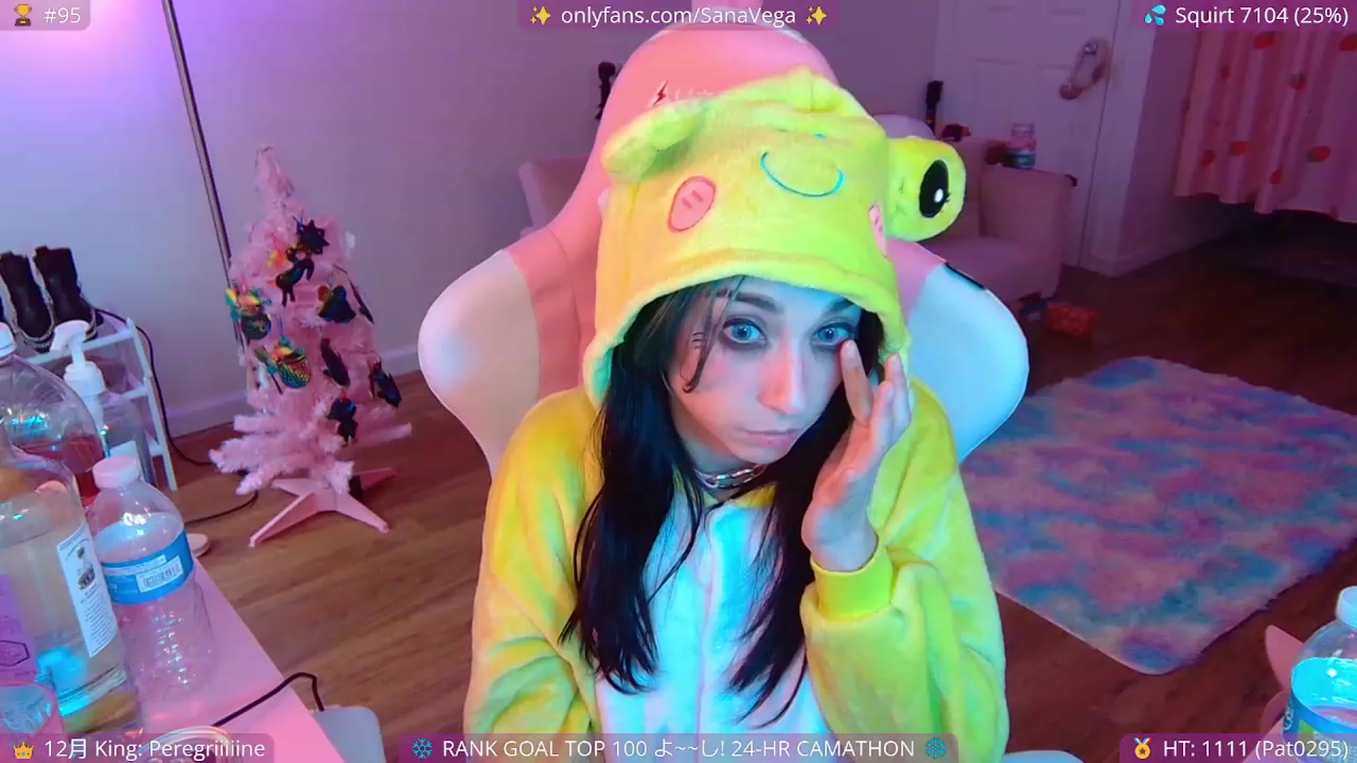 Gallery image thumbnail from EroUkiyo's myfreecams stream on, 12/31/2022, 20:17 image 14 of 20