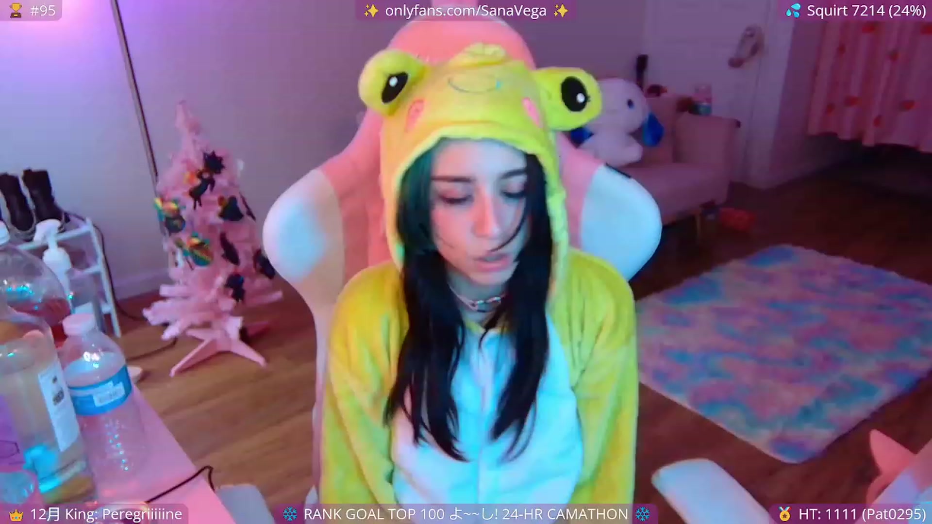 Gallery image thumbnail from EroUkiyo's myfreecams stream on, 12/31/2022, 20:17 image 13 of 20
