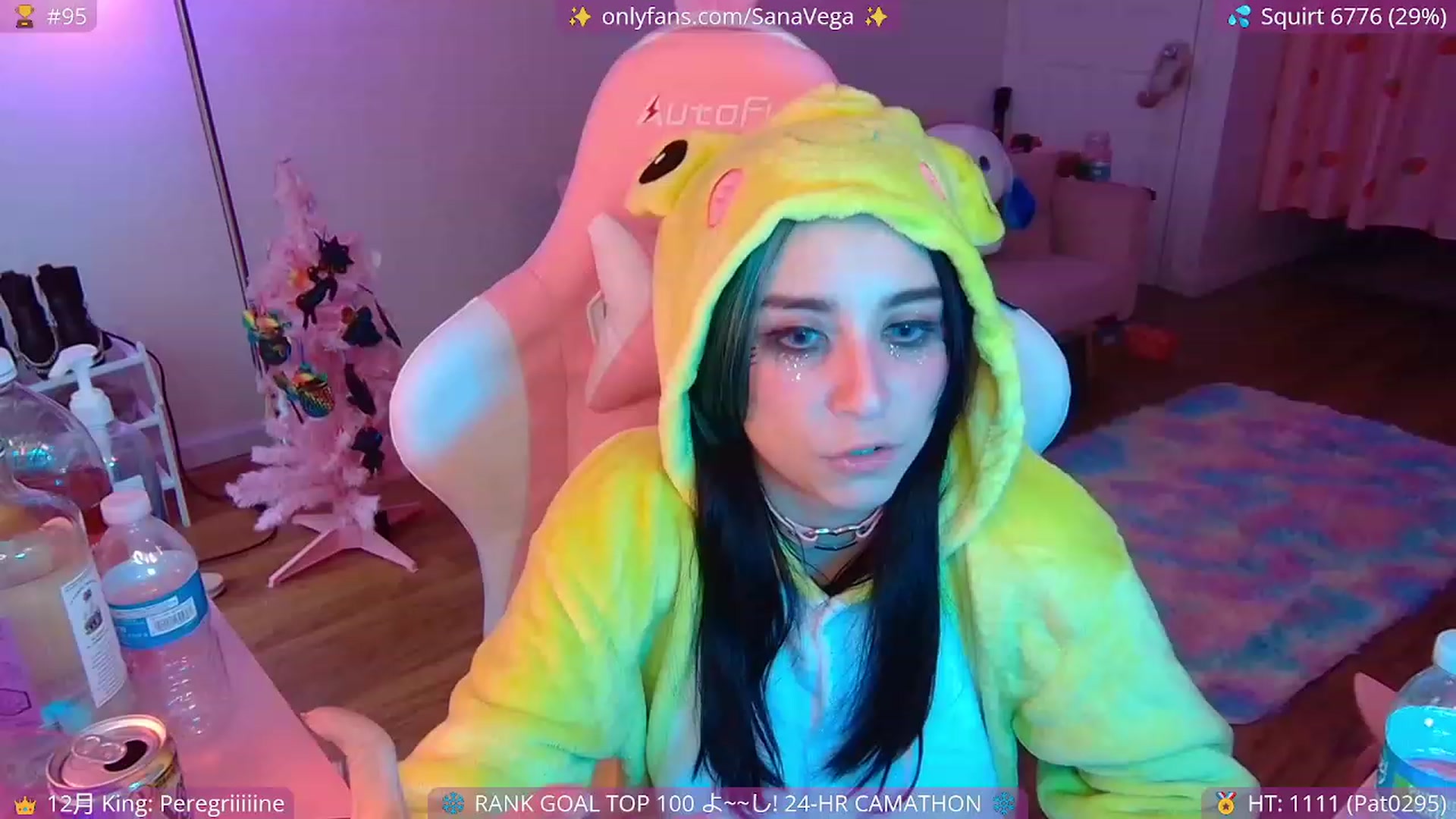 Gallery image thumbnail from EroUkiyo's myfreecams stream on, 12/31/2022, 20:17 image 16 of 20