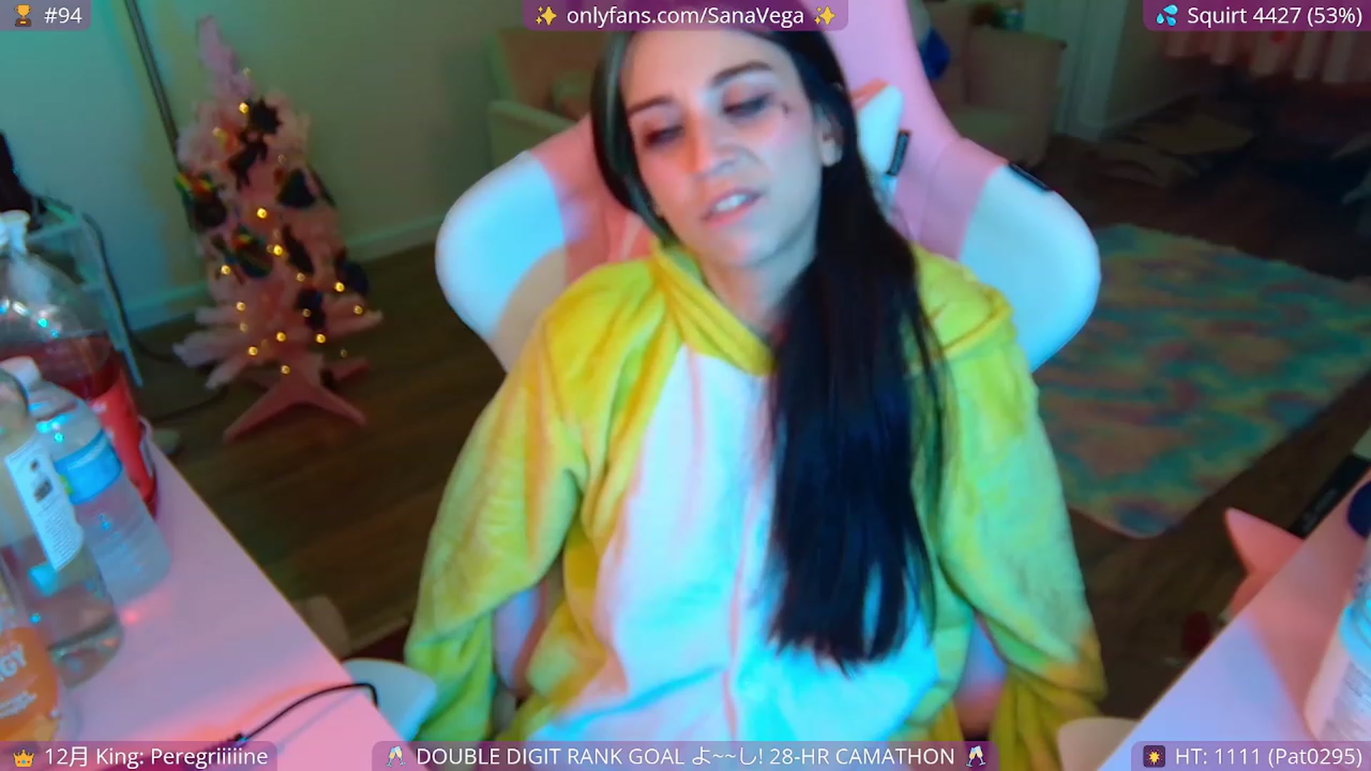 Gallery image thumbnail from EroUkiyo's myfreecams stream on, 01/01/2023, 01:31 image 15 of 20