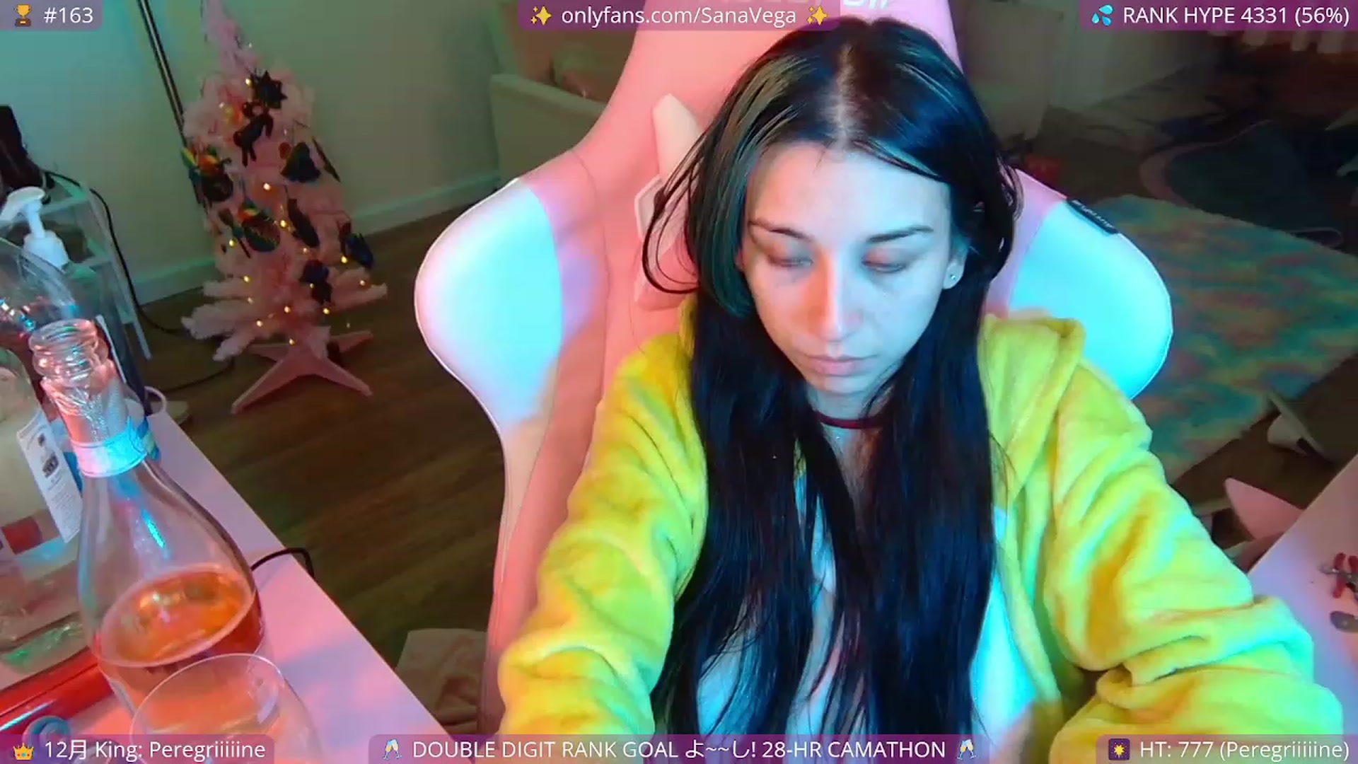 Gallery image thumbnail from EroUkiyo's myfreecams stream on, 01/01/2023, 13:34 image 2 of 20