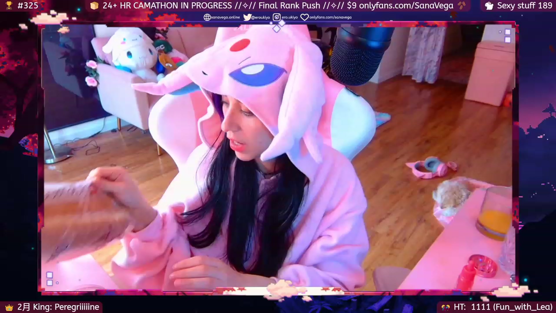 Gallery image thumbnail from EroUkiyo's myfreecams stream on, 02/28/2023, 18:40 image 12 of 20