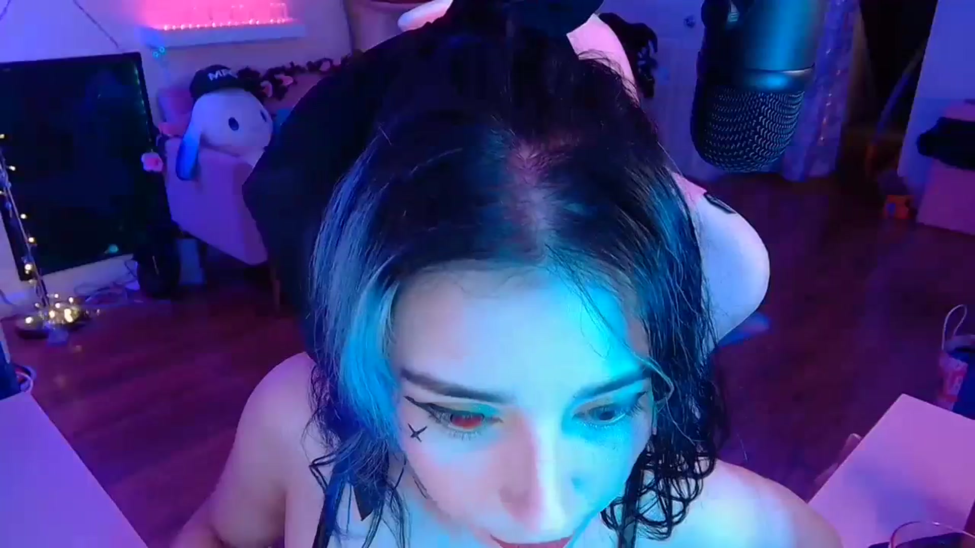 Gallery image thumbnail from EroUkiyo's myfreecams stream on, 09/12/2023, 06:12 image 17 of 20
