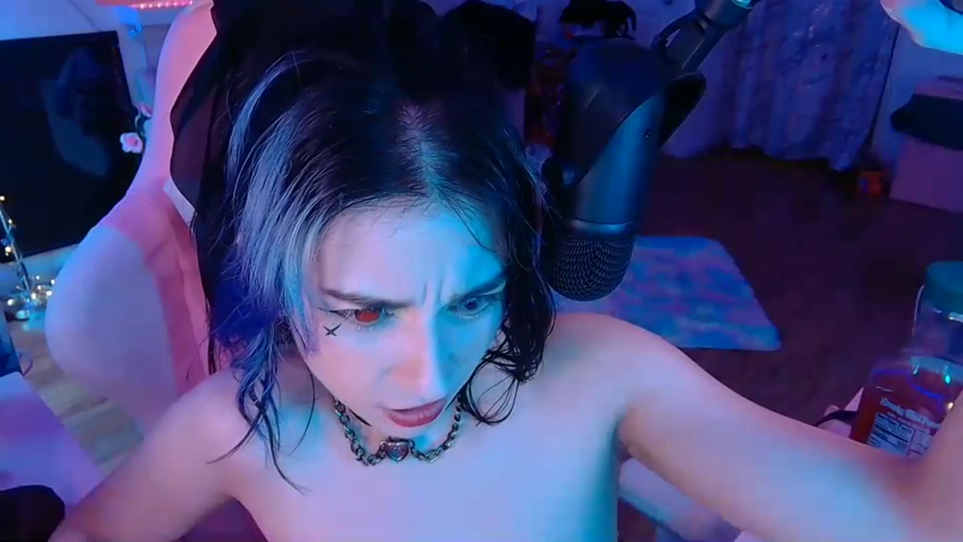 Gallery image thumbnail from EroUkiyo's myfreecams stream on, 09/12/2023, 11:29 image 20 of 20
