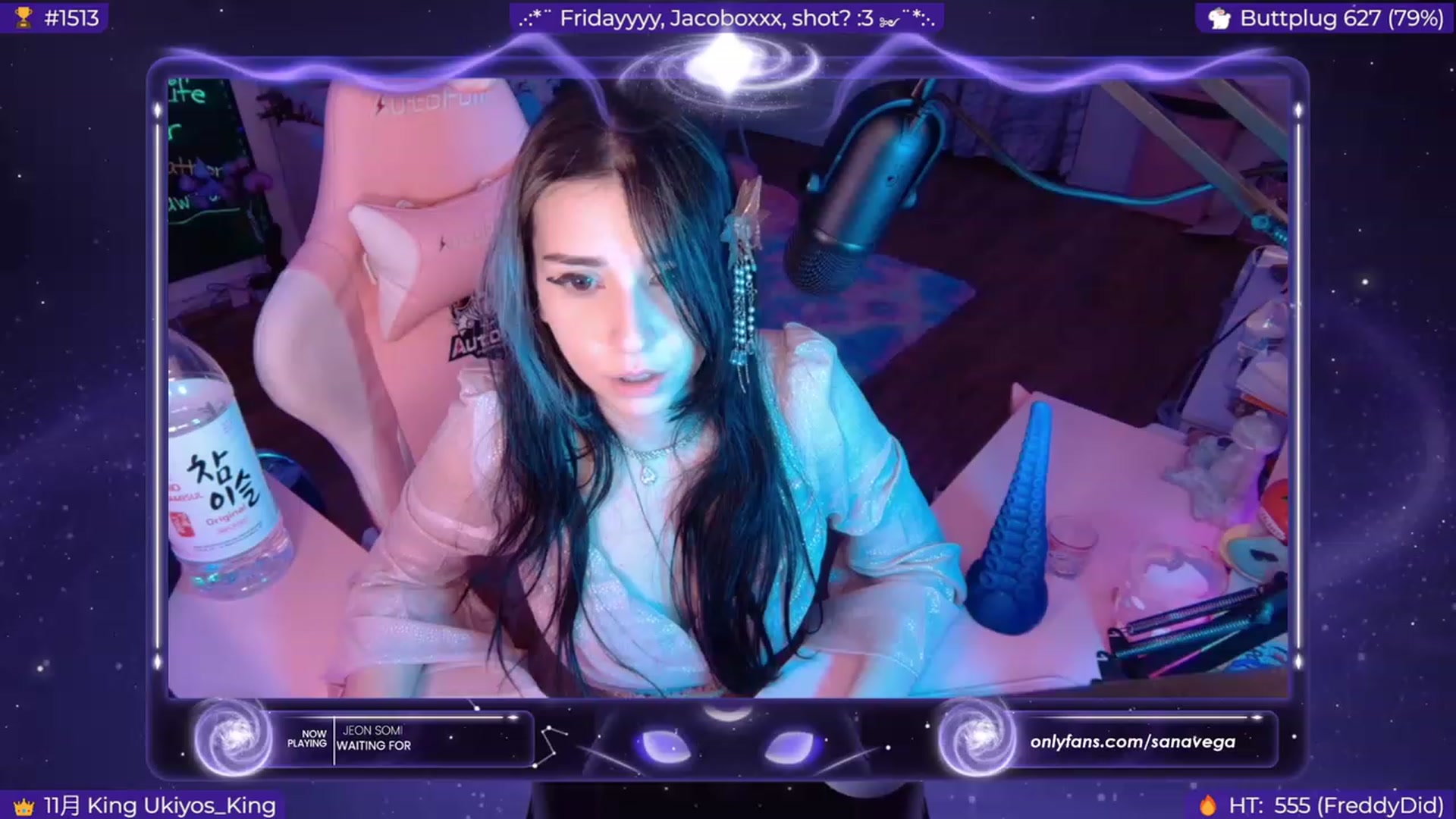 Gallery image thumbnail from EroUkiyo's myfreecams stream on, 12/17/2023, 02:20 image 12 of 20