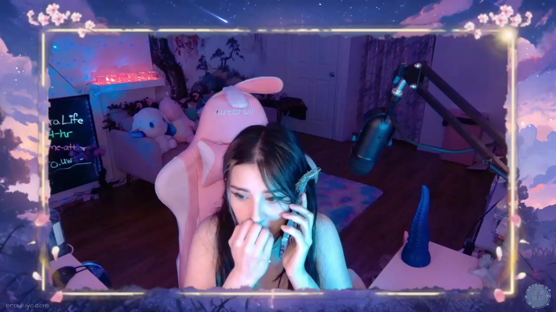 Gallery image thumbnail from EroUkiyo's myfreecams stream on, 12/17/2023, 02:20 image 1 of 20