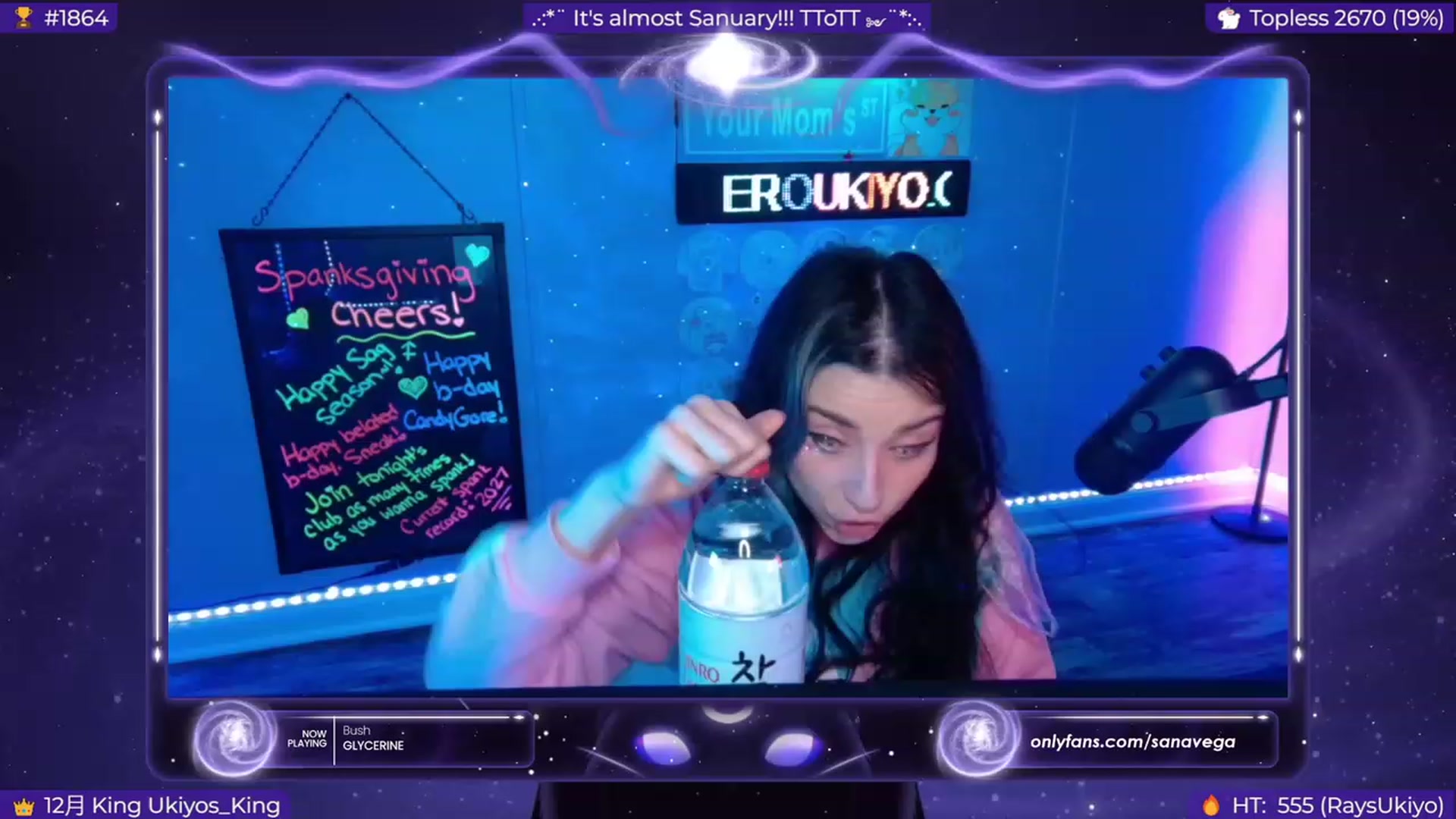 Gallery image thumbnail from EroUkiyo's myfreecams stream on, 12/24/2023, 05:02 image 14 of 20