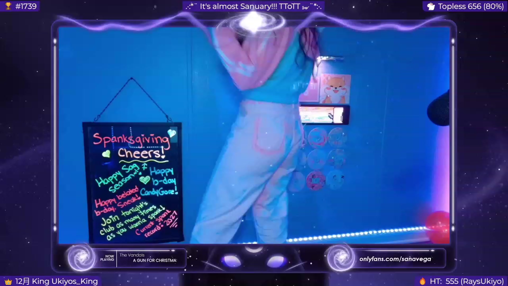 Gallery image thumbnail from EroUkiyo's myfreecams stream on, 12/24/2023, 07:14 image 13 of 20
