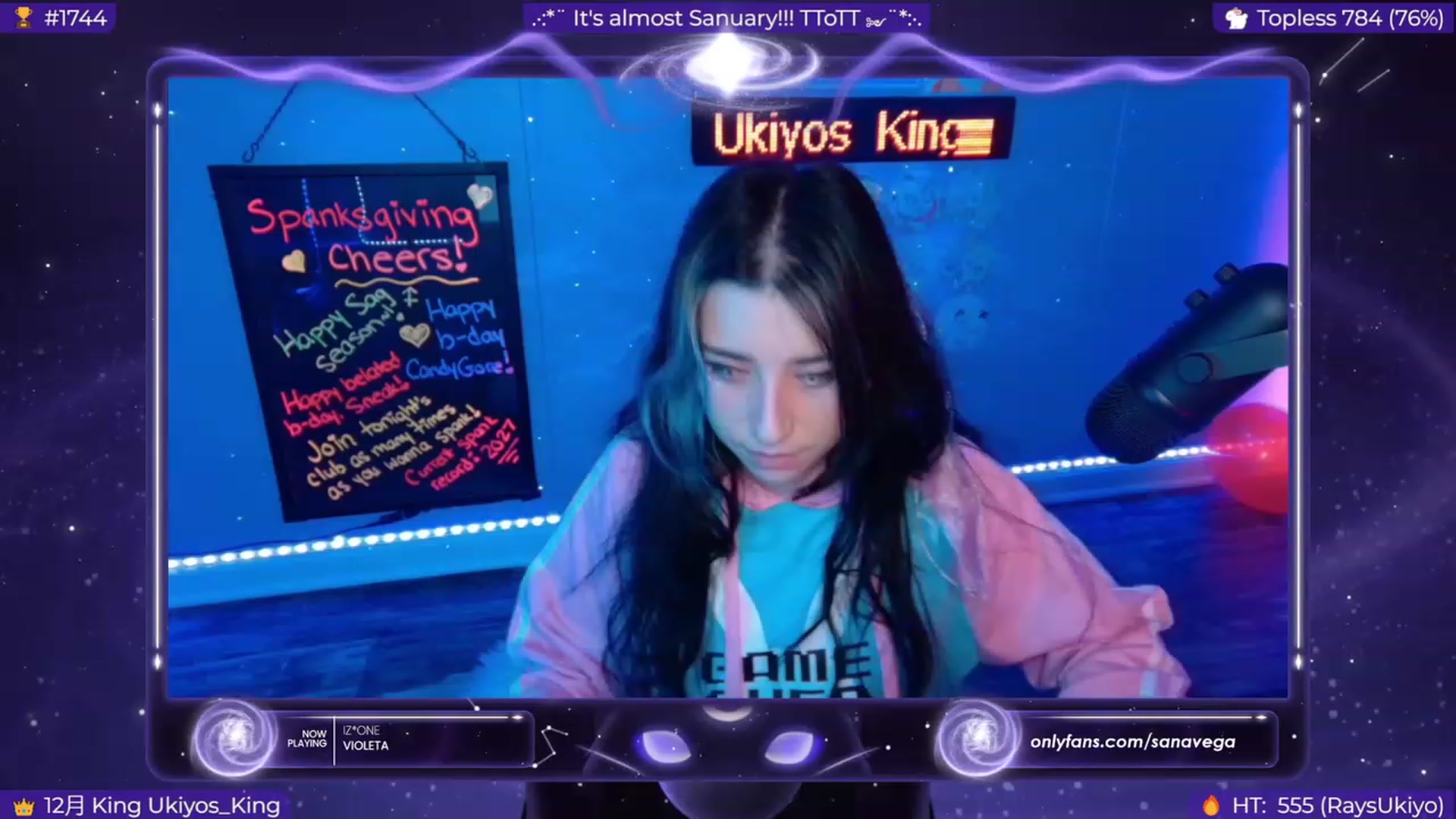 Gallery image thumbnail from EroUkiyo's myfreecams stream on, 12/24/2023, 07:14 image 5 of 20